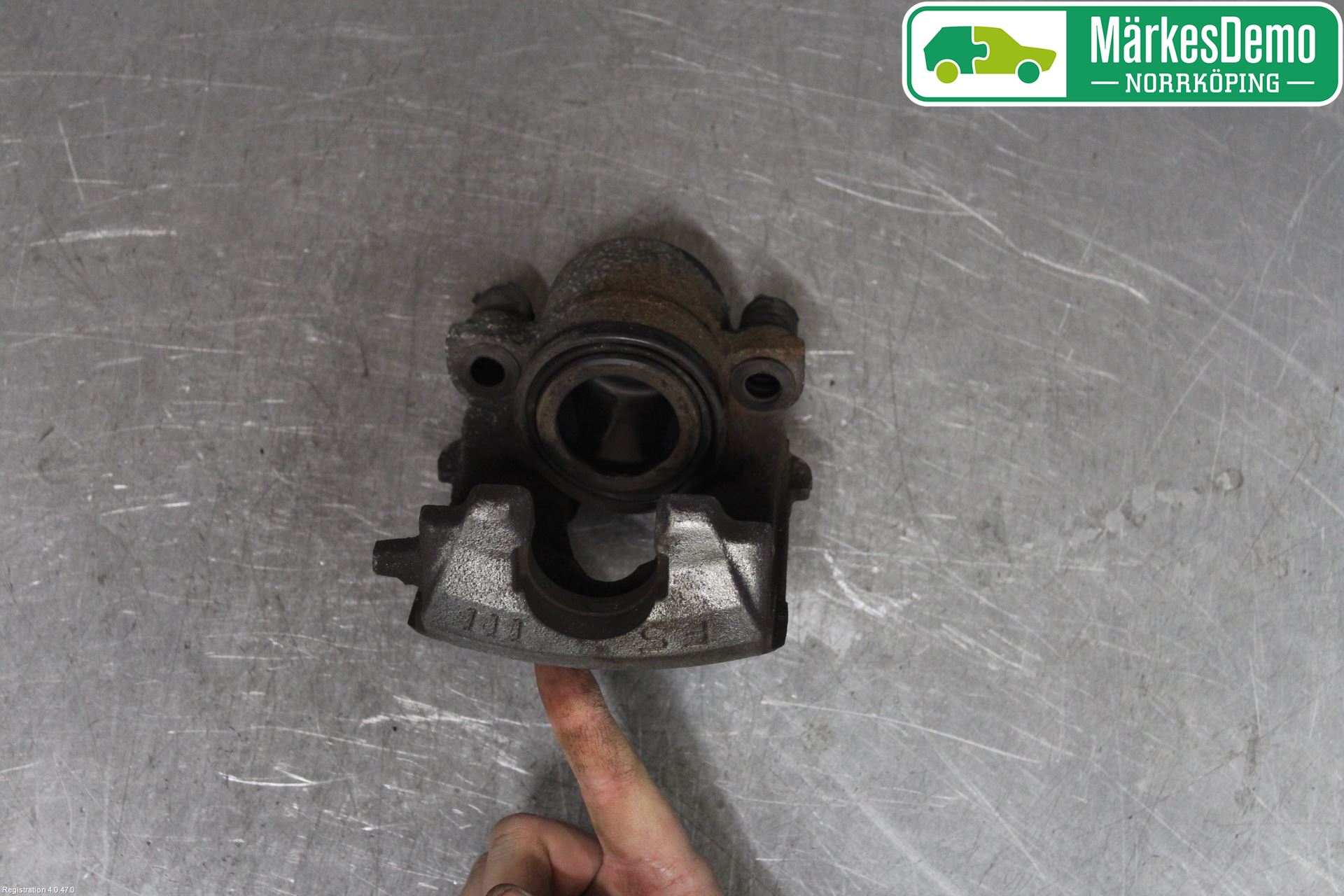 Volkswagen VW GOLF VI 09-13 Bromsok Fram Höger