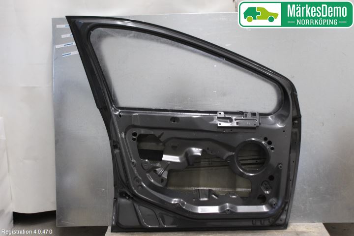 Peugeot 308 08-13 Dörr Fram Vänster