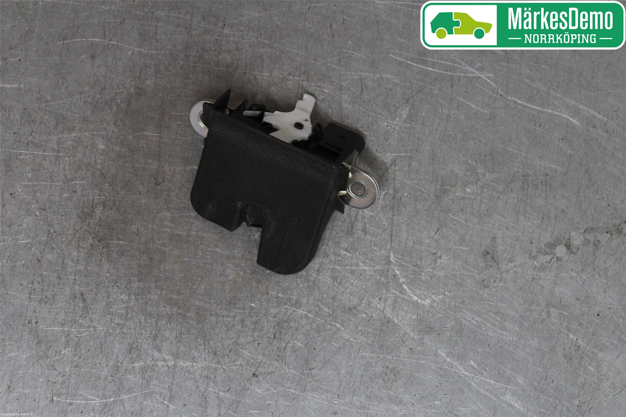 Volkswagen VW SCIROCCO 09-17 Låskista Baklucka