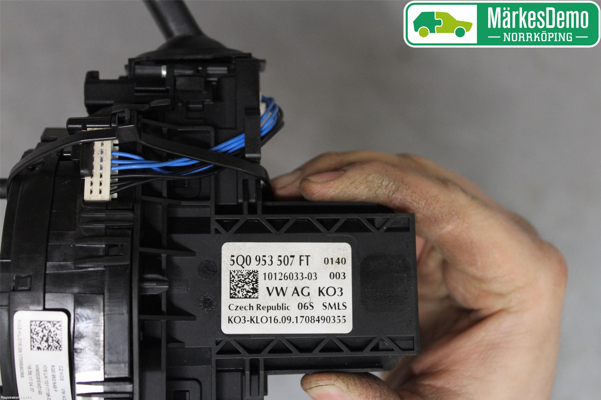 Volkswagen VW GOLF / E-GOLF VII 13-20 Spakcentral