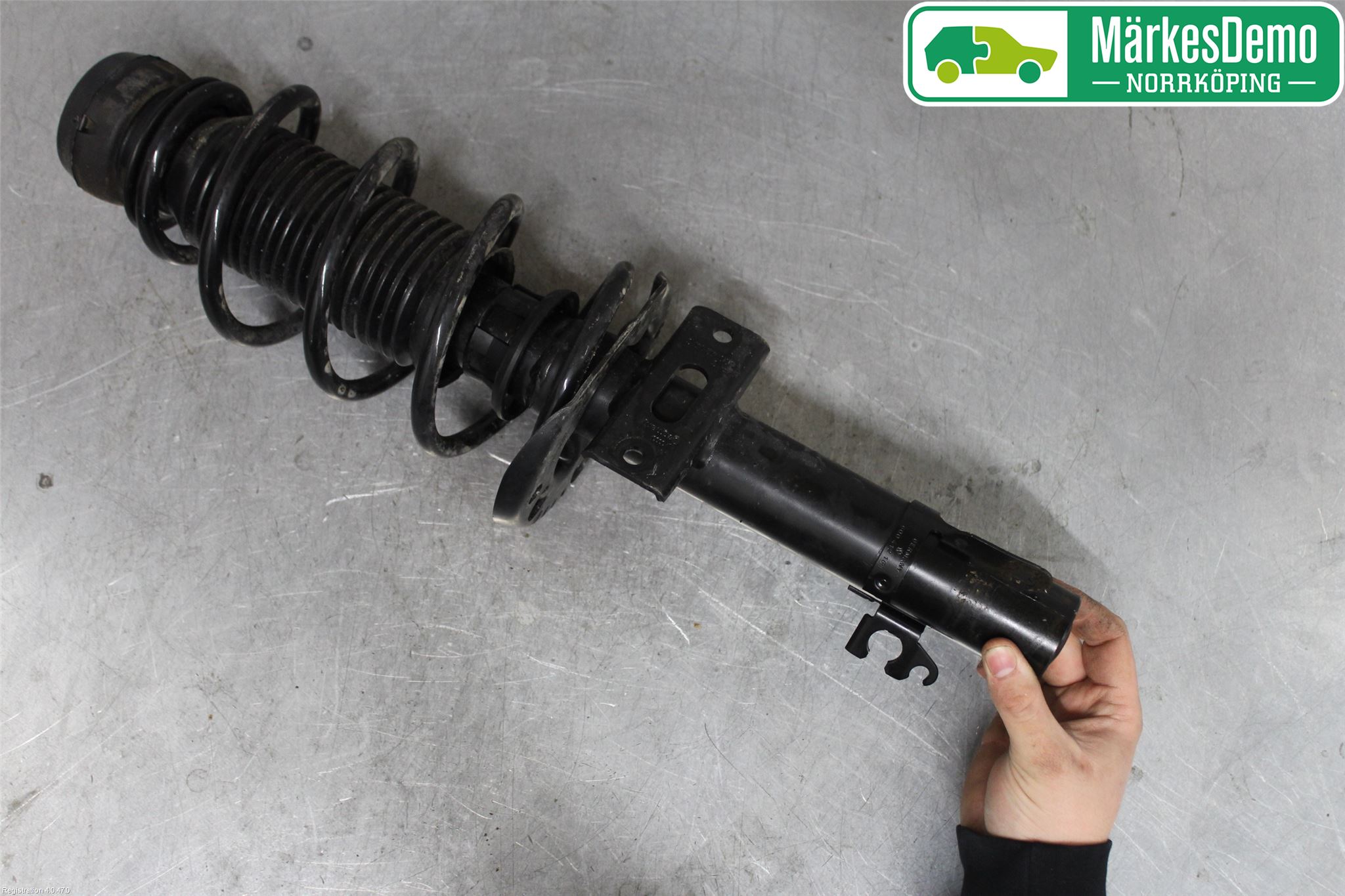 Audi A1/S1 11-18 Fjäderben Fram Höger