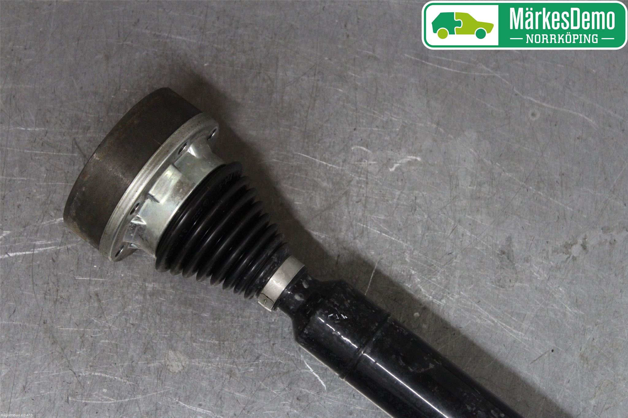 Audi A1/S1 11-18 Drivaxel Fram Höger