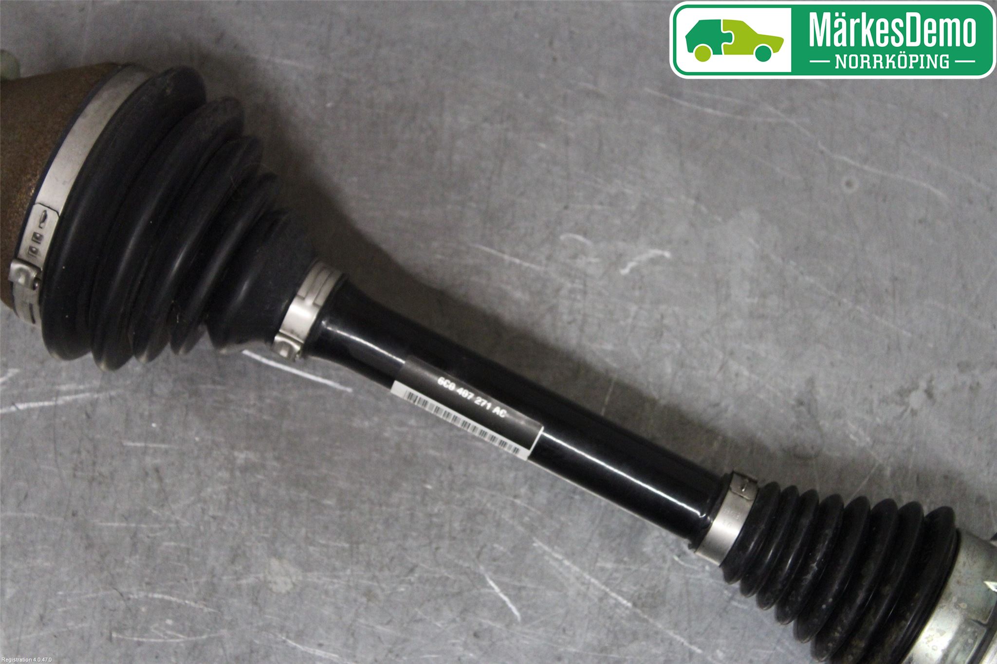 Audi A1/S1 11-18 Drivaxel Fram Vänster