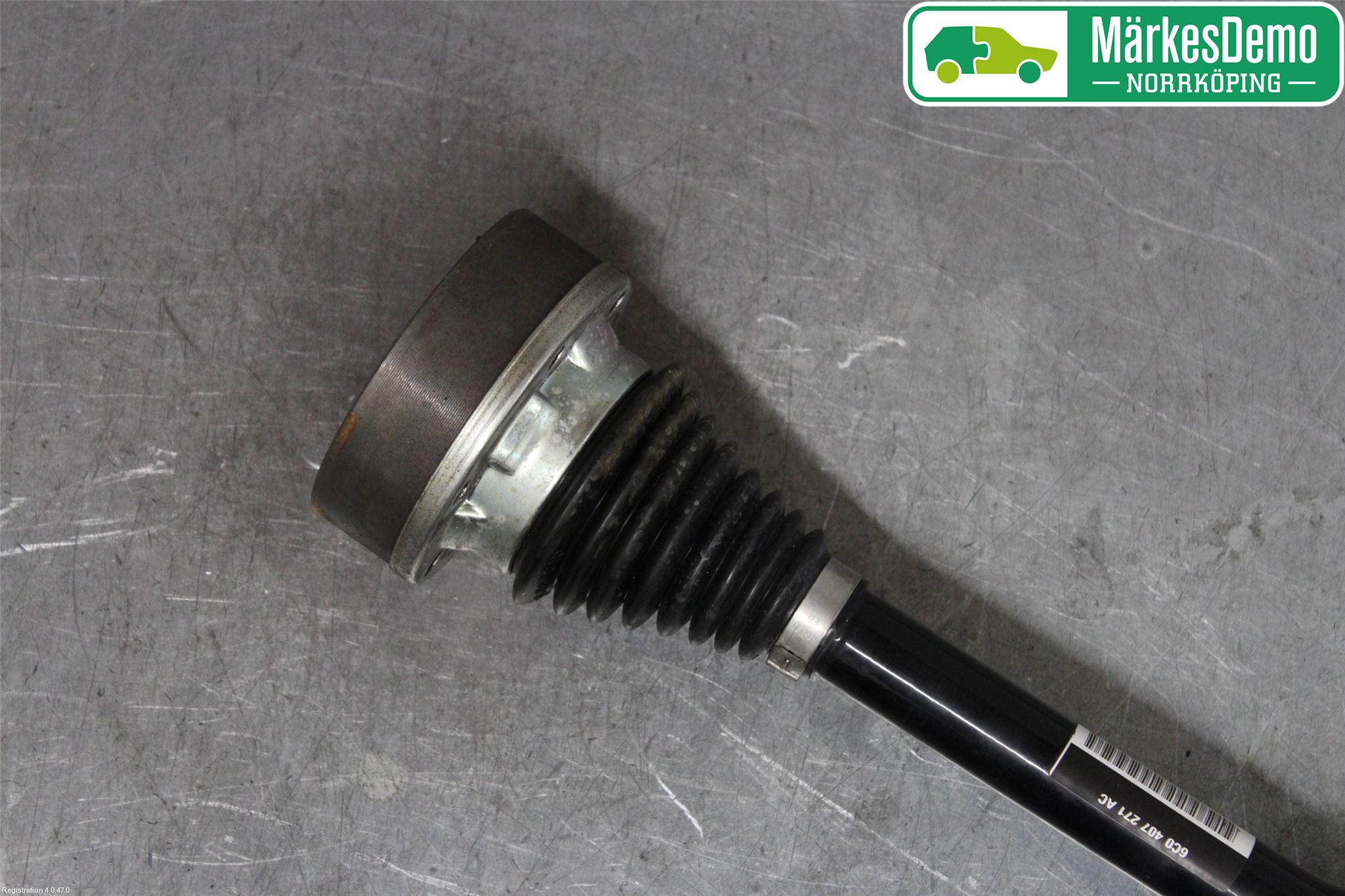 Audi A1/S1 11-18 Drivaxel Fram Vänster