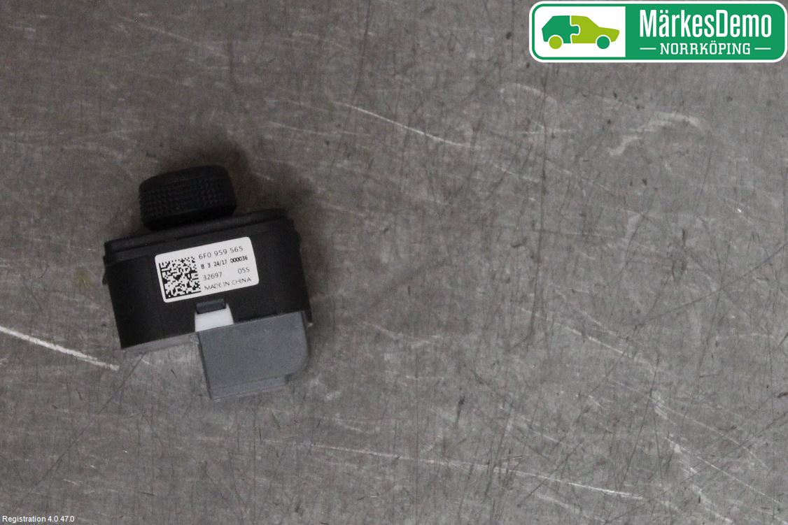 Seat ARONA Strömställare Spegel