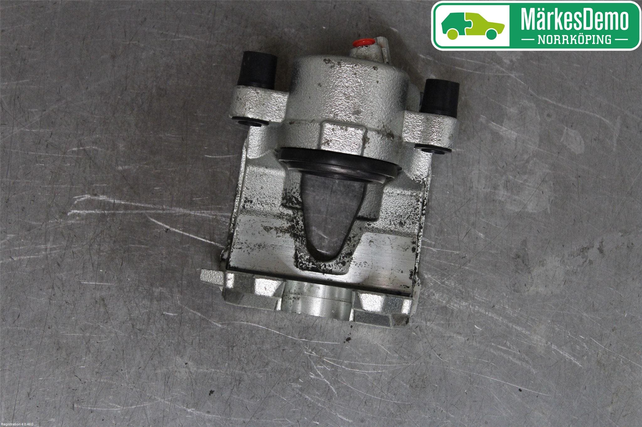 Seat ARONA Bromsok Fram Höger