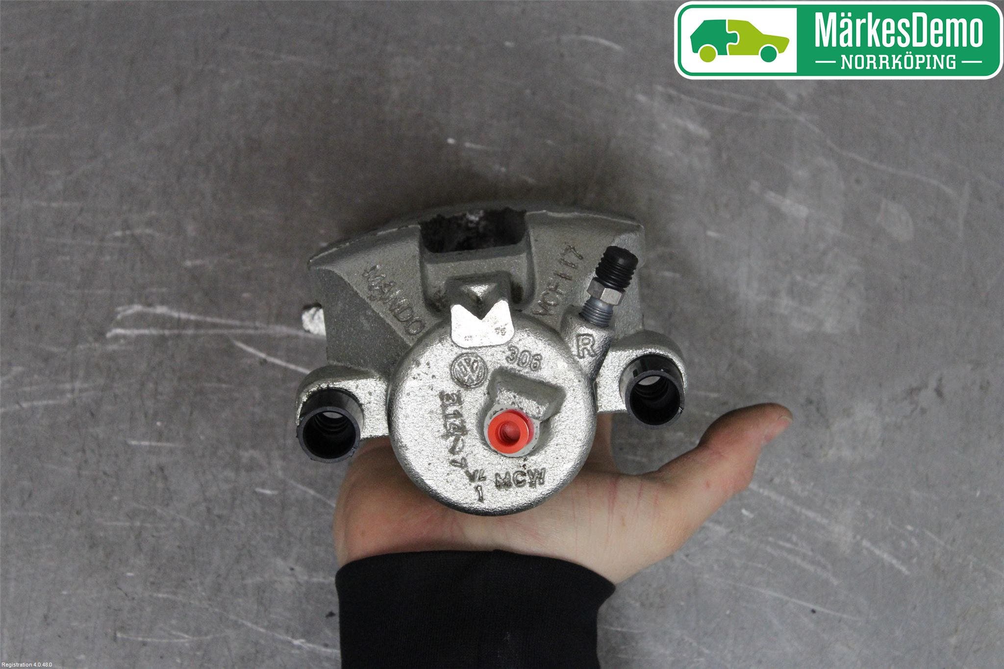 Seat ARONA Bromsok Fram Höger