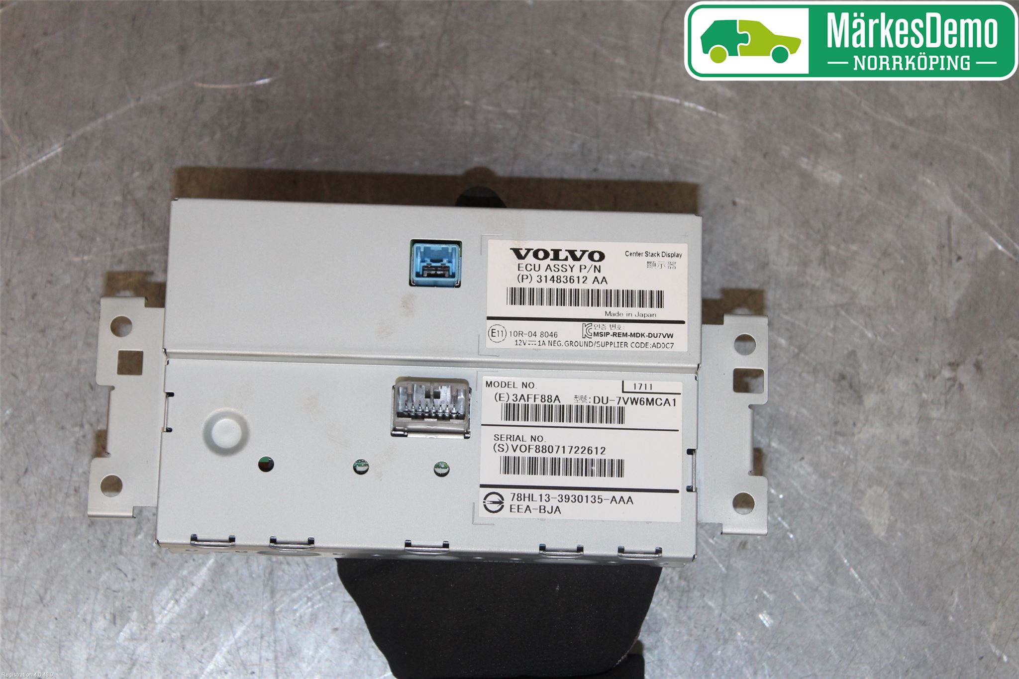 Volvo V60 CROSS COUNTRY 16-18 Multifunktionsdisplay