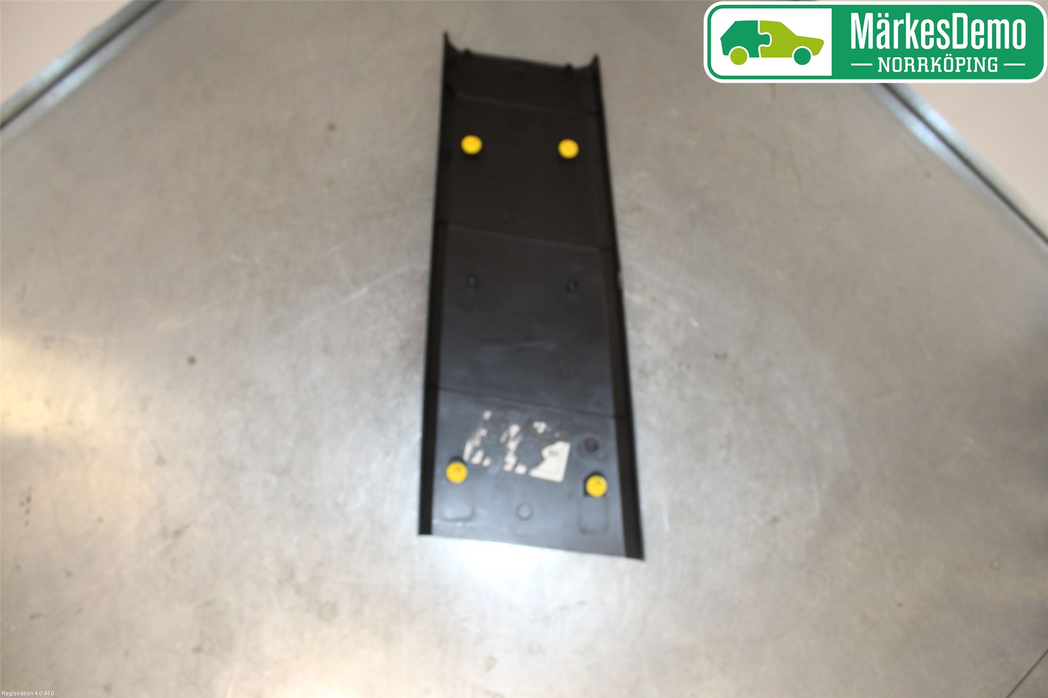 Landrover LAND ROVER DISCOVERY 4 10-16 Inr Plastd A-B-C Stolpe