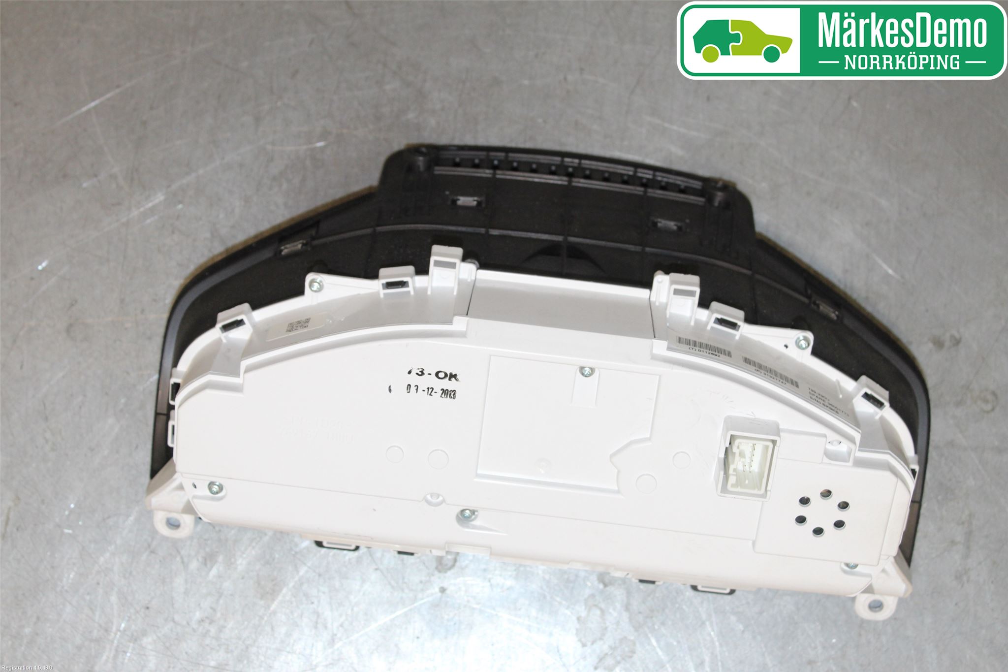 Volvo XC70 14-16 Instrument Komb