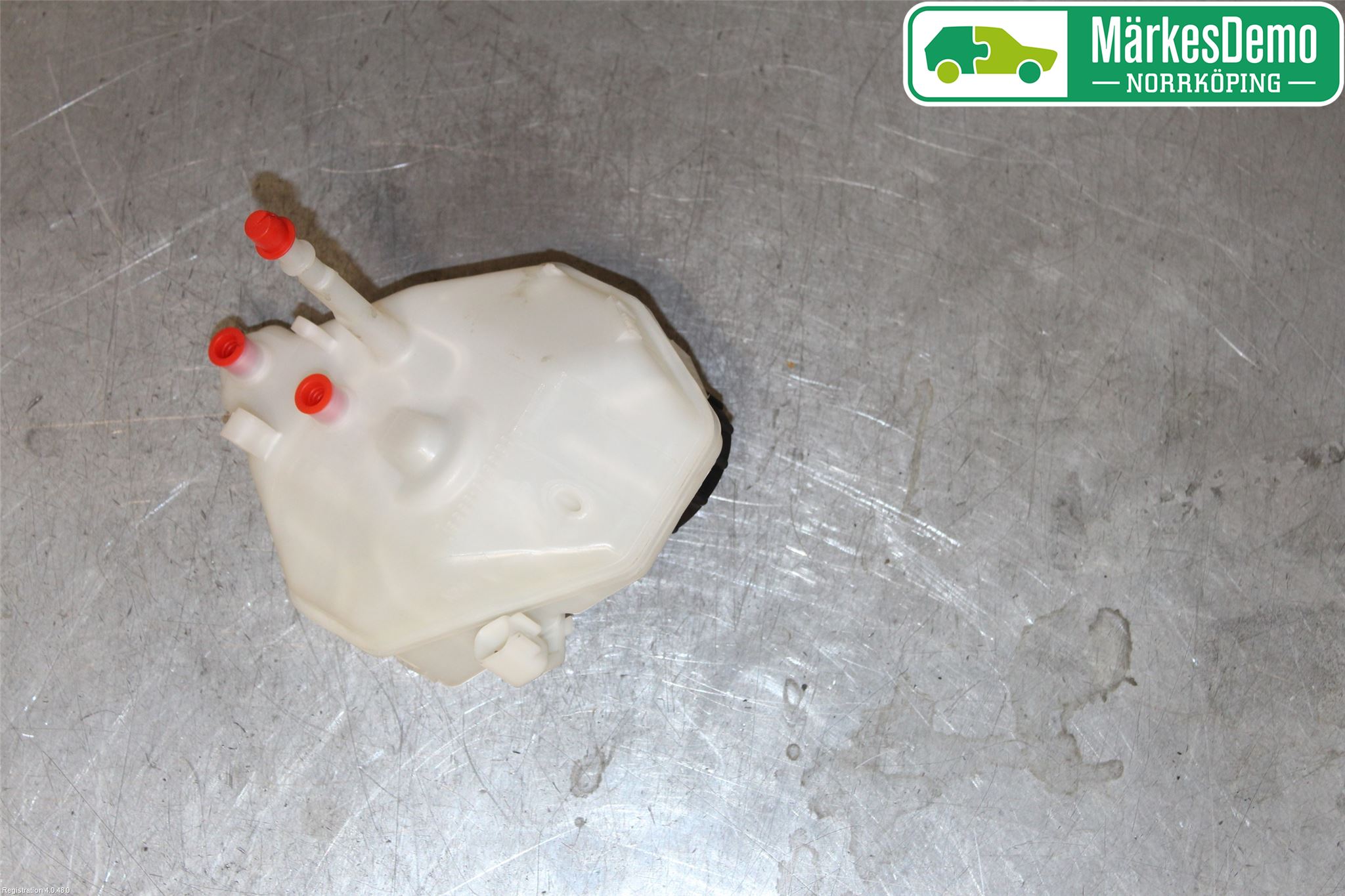 Volvo V60 14-18 Bromsvätskebehållare