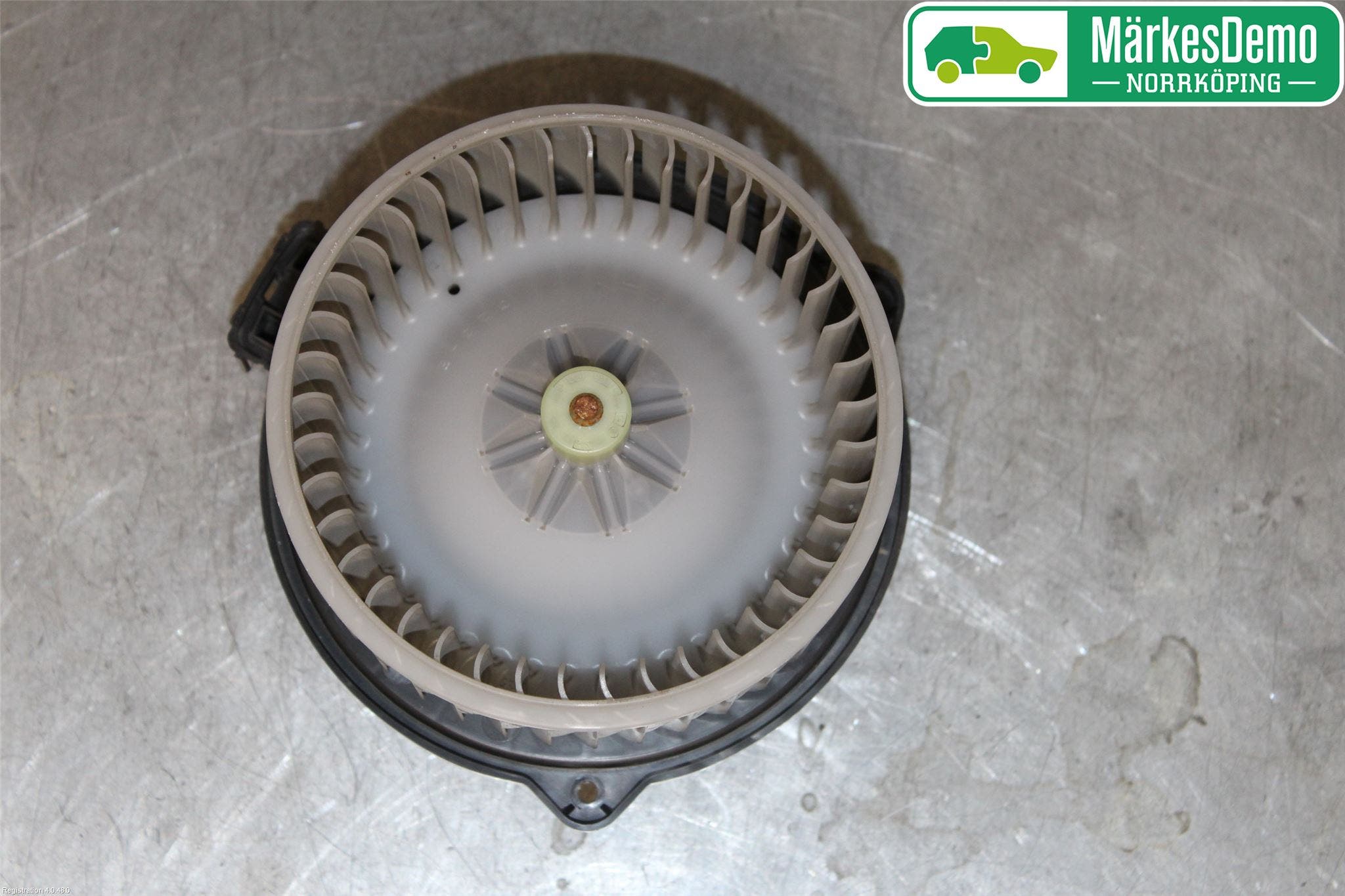 Subaru OUTBACK 15-20 Värmefläkt