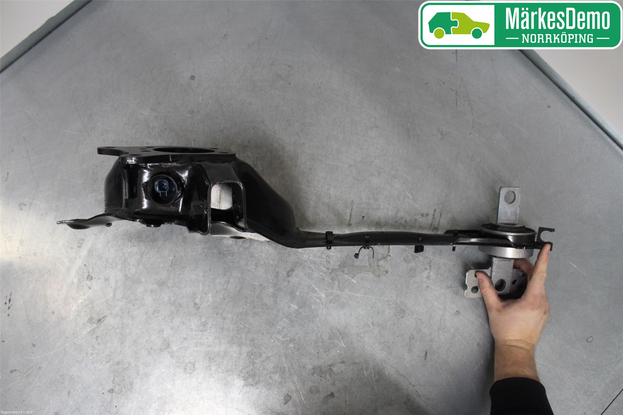 Volvo V60 14-18 Bärarm Bak Vänster