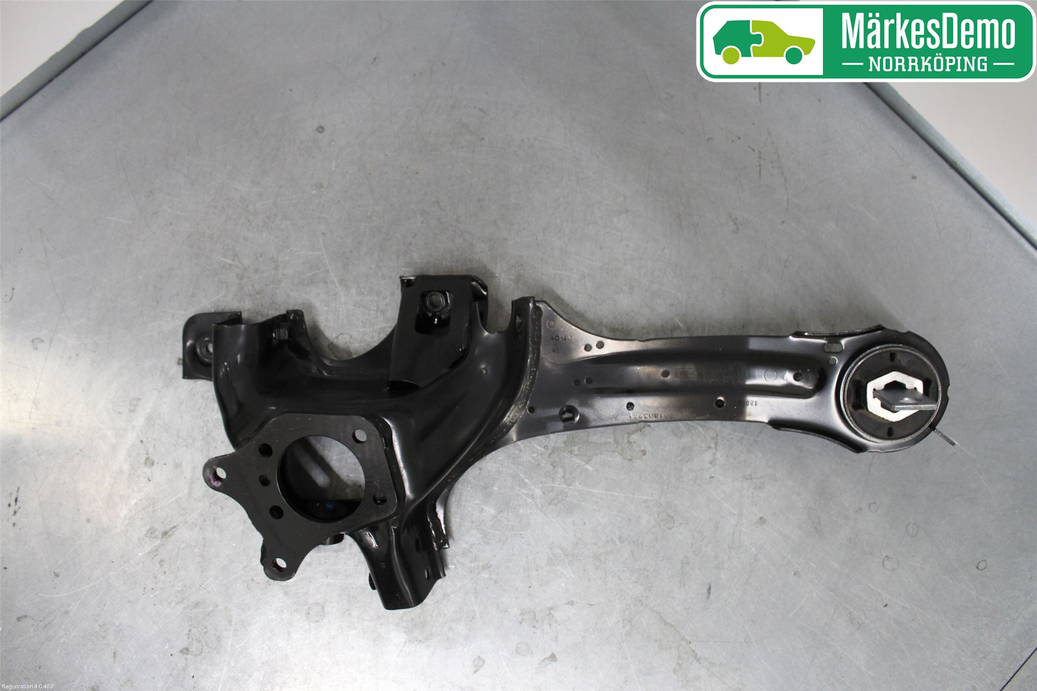 Volvo V60 14-18 Bärarm Bak Vänster