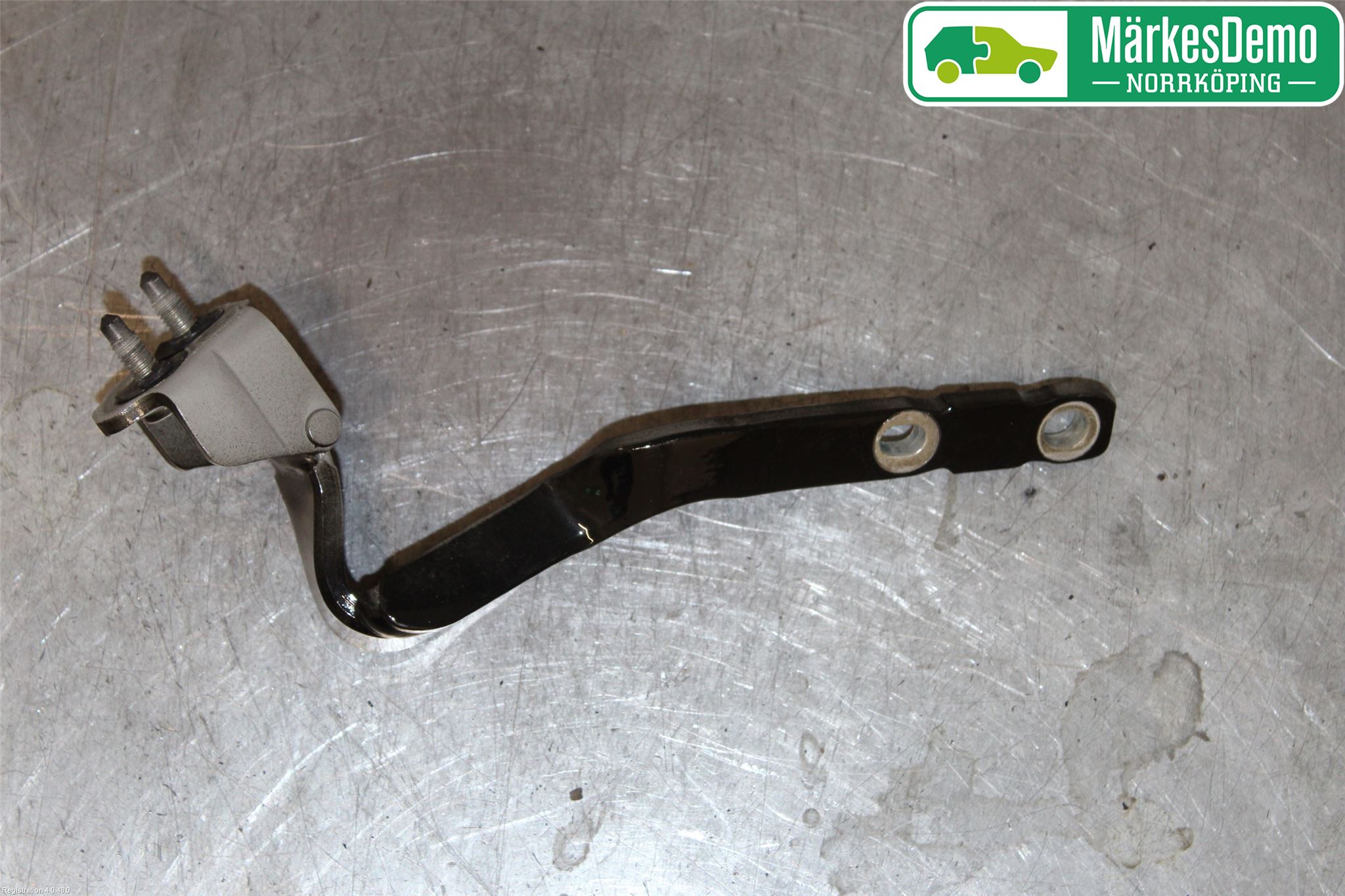 Audi A1/S1 11-18 Bakluckegångjärn Vä