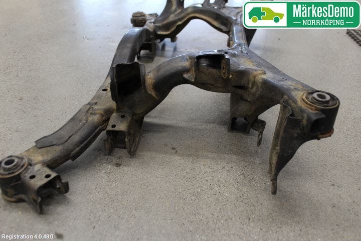 Subaru OUTBACK 15-20 Bakaxelbalk