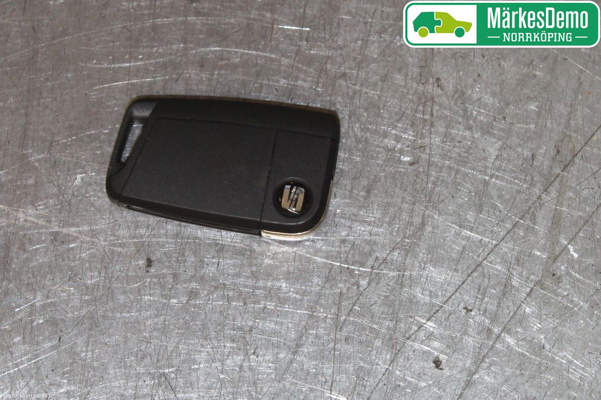 Seat ATECA 16->> Fjärrkontroll Larm-Centrallås