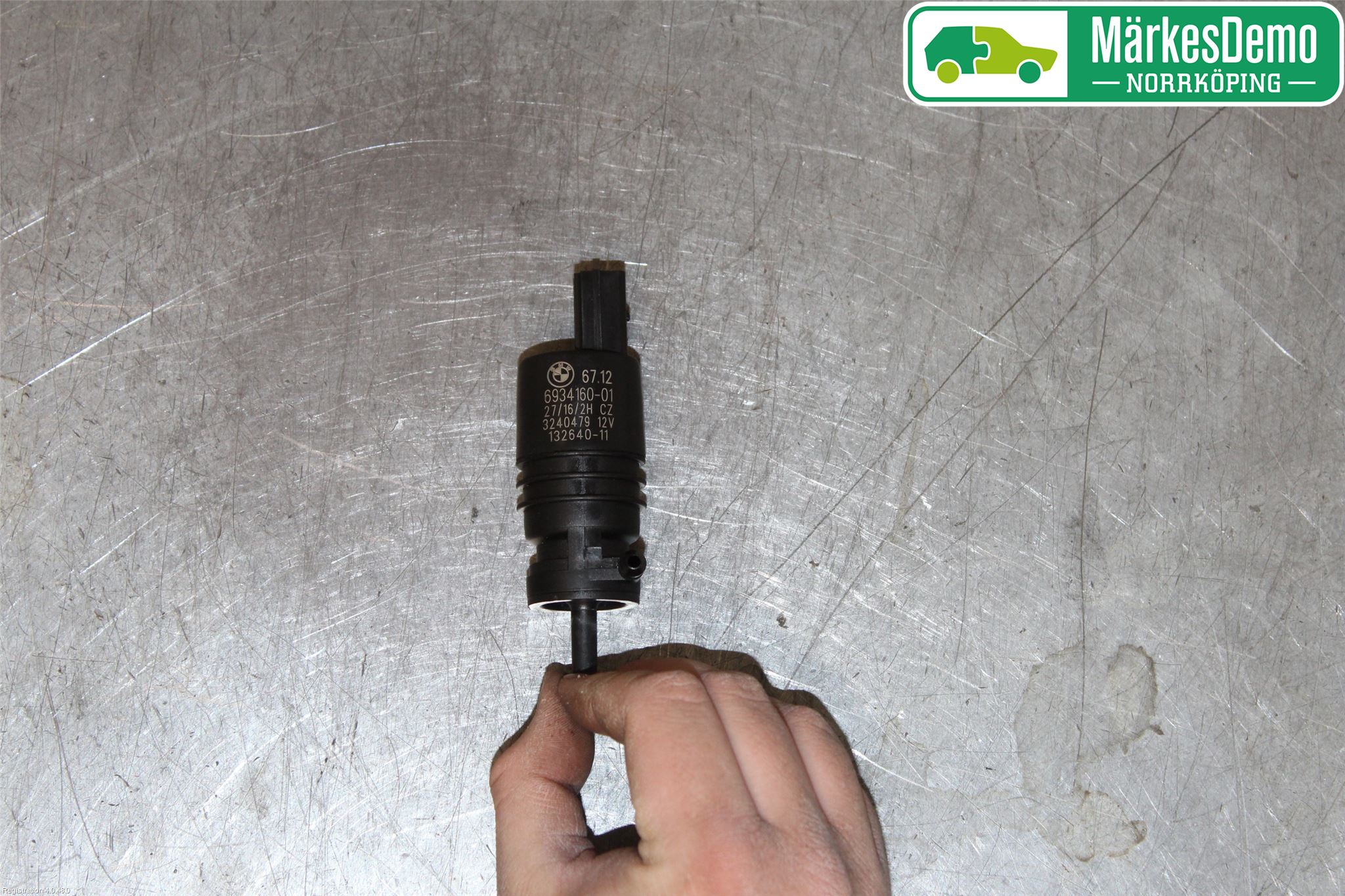 BMW 5 F10/F11/F18 09-17 Spolarpump Vindruta