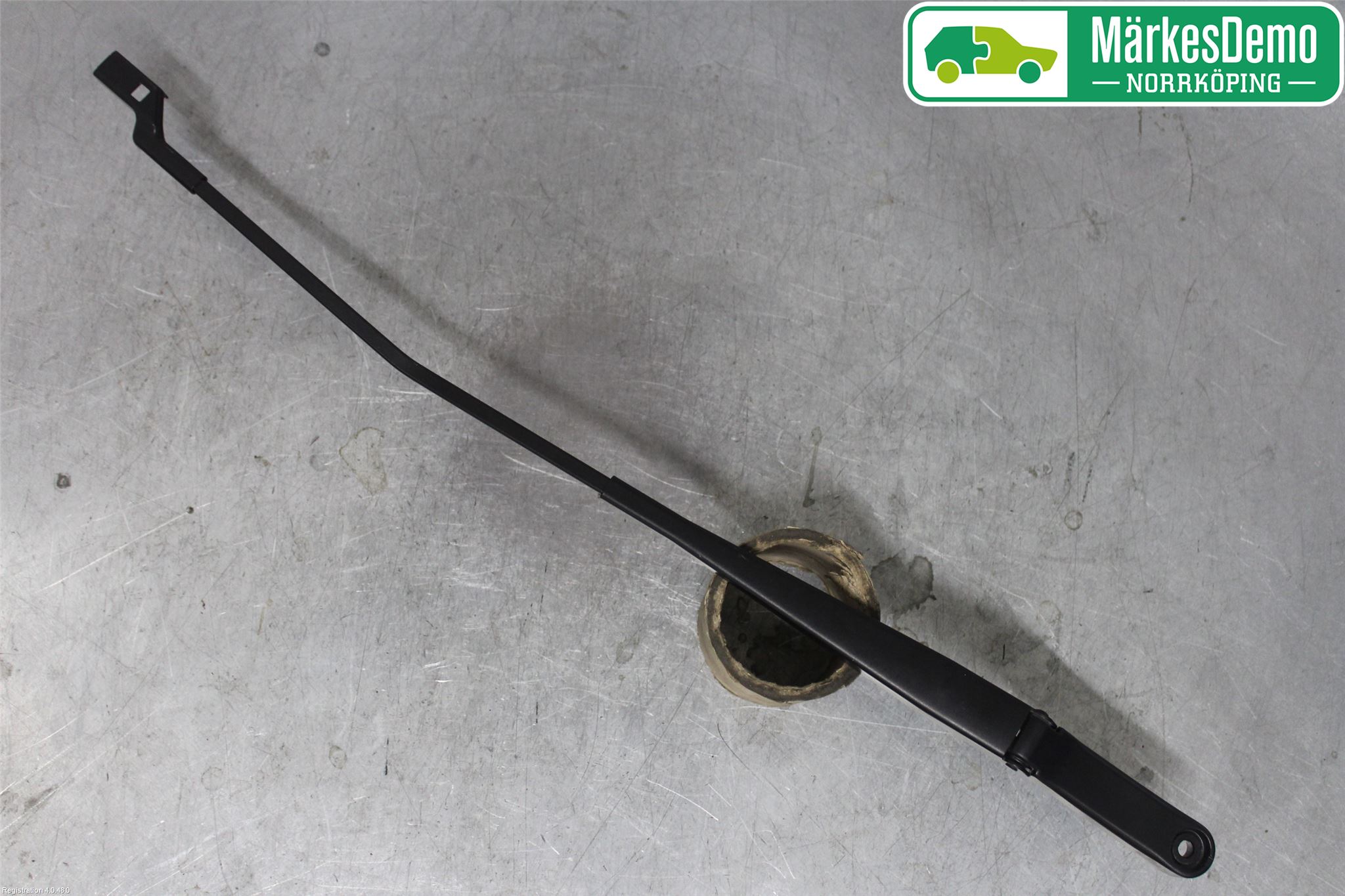 Seat ATECA 16->> Torkararm Armar Vindruta