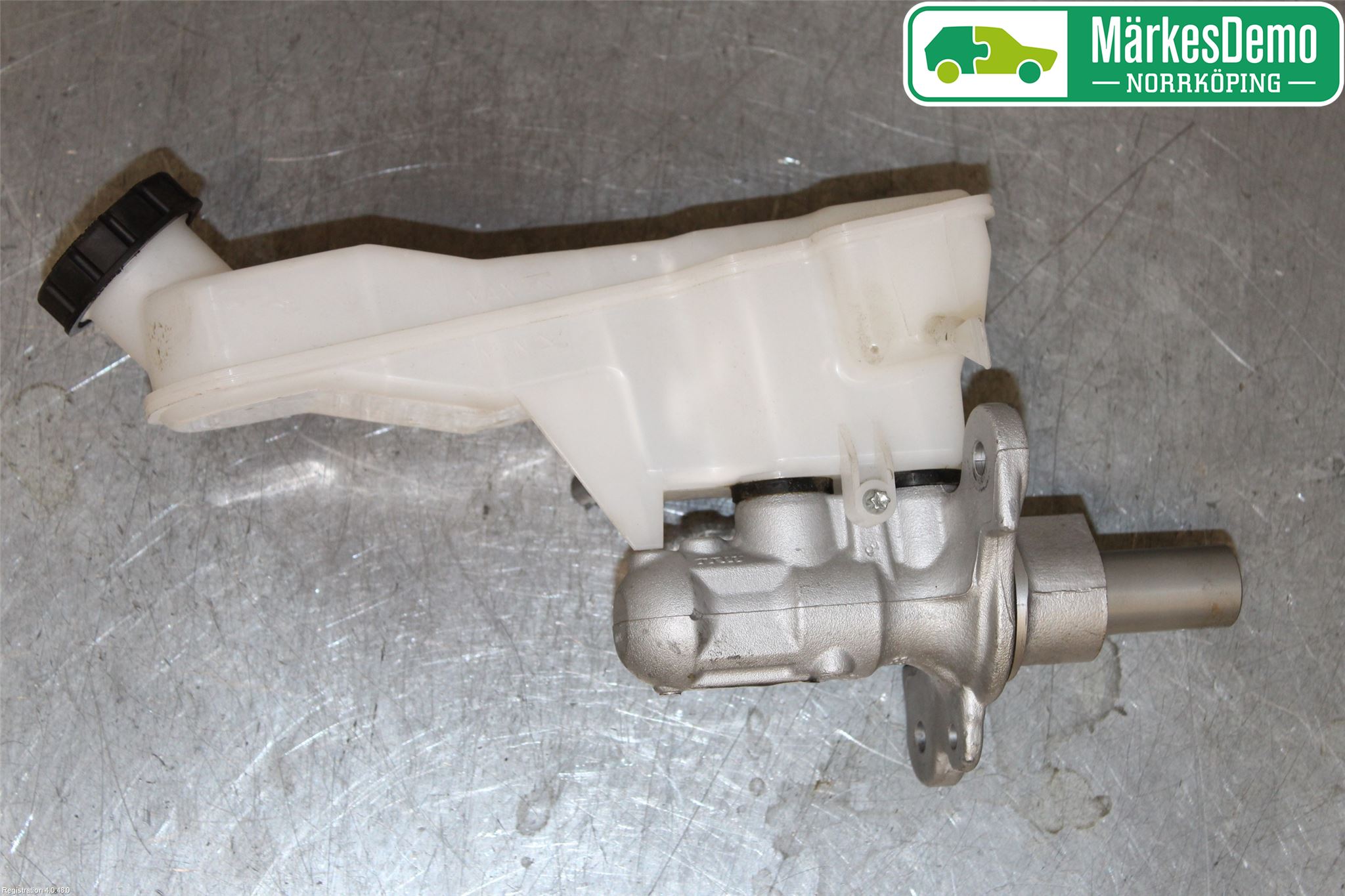 Mercedes-Benz MB GLA-KLASS (X156) 13-20 Broms Huvudcylinder