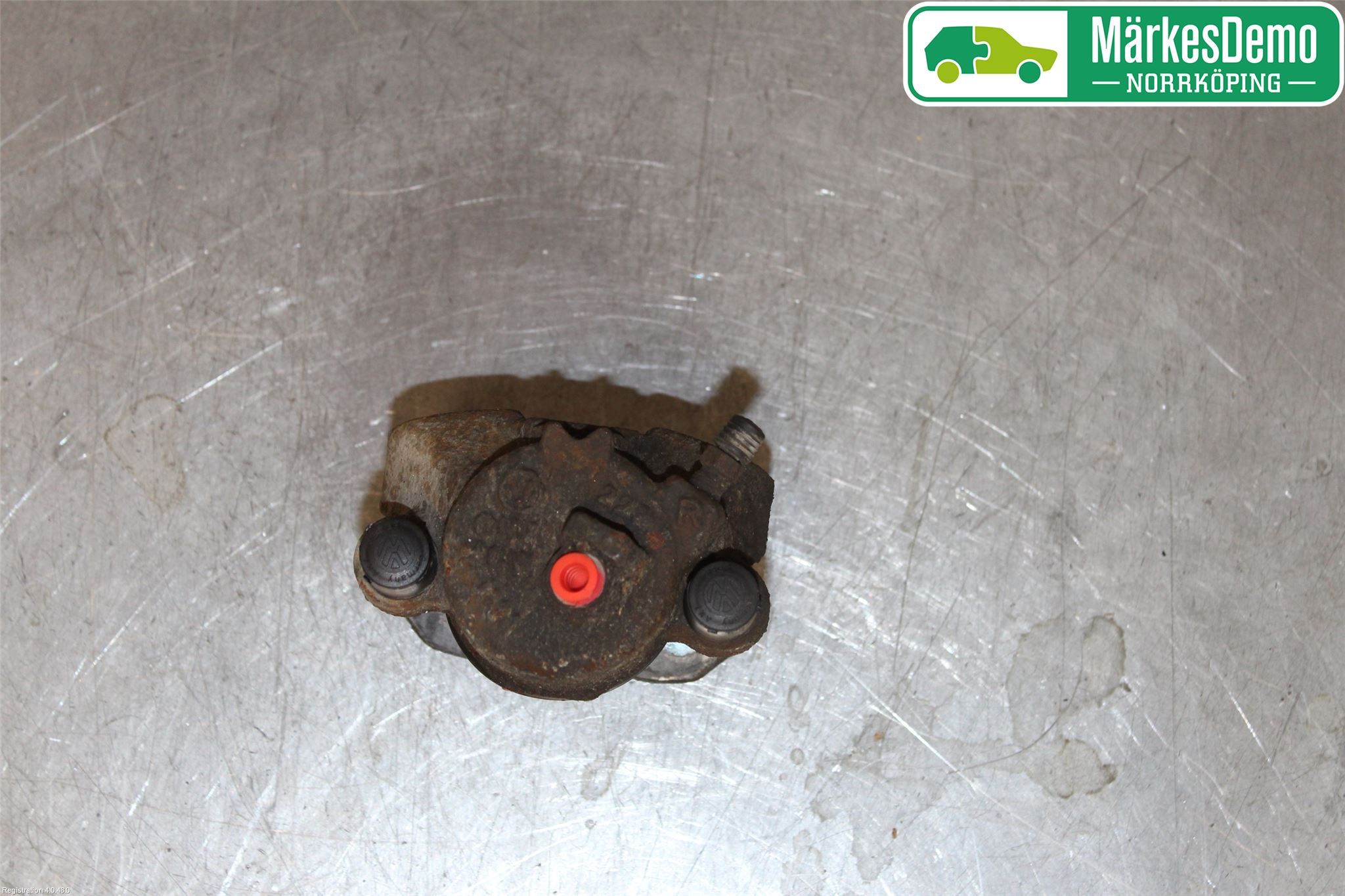 Volkswagen VW POLO 10-17 Bromsok Fram Höger