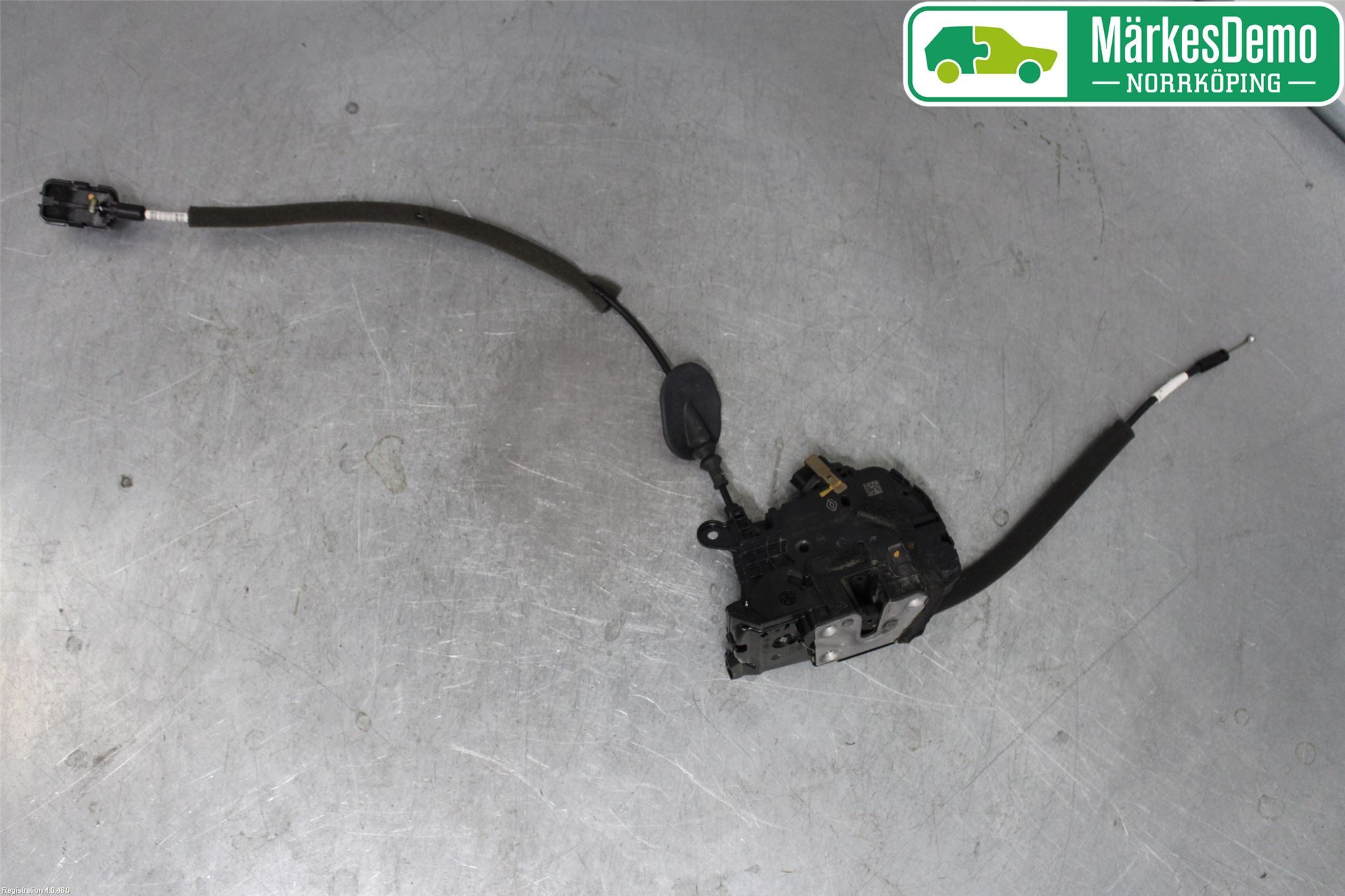 Renault CLIO IV 12-16 Låskista-Dörrlås