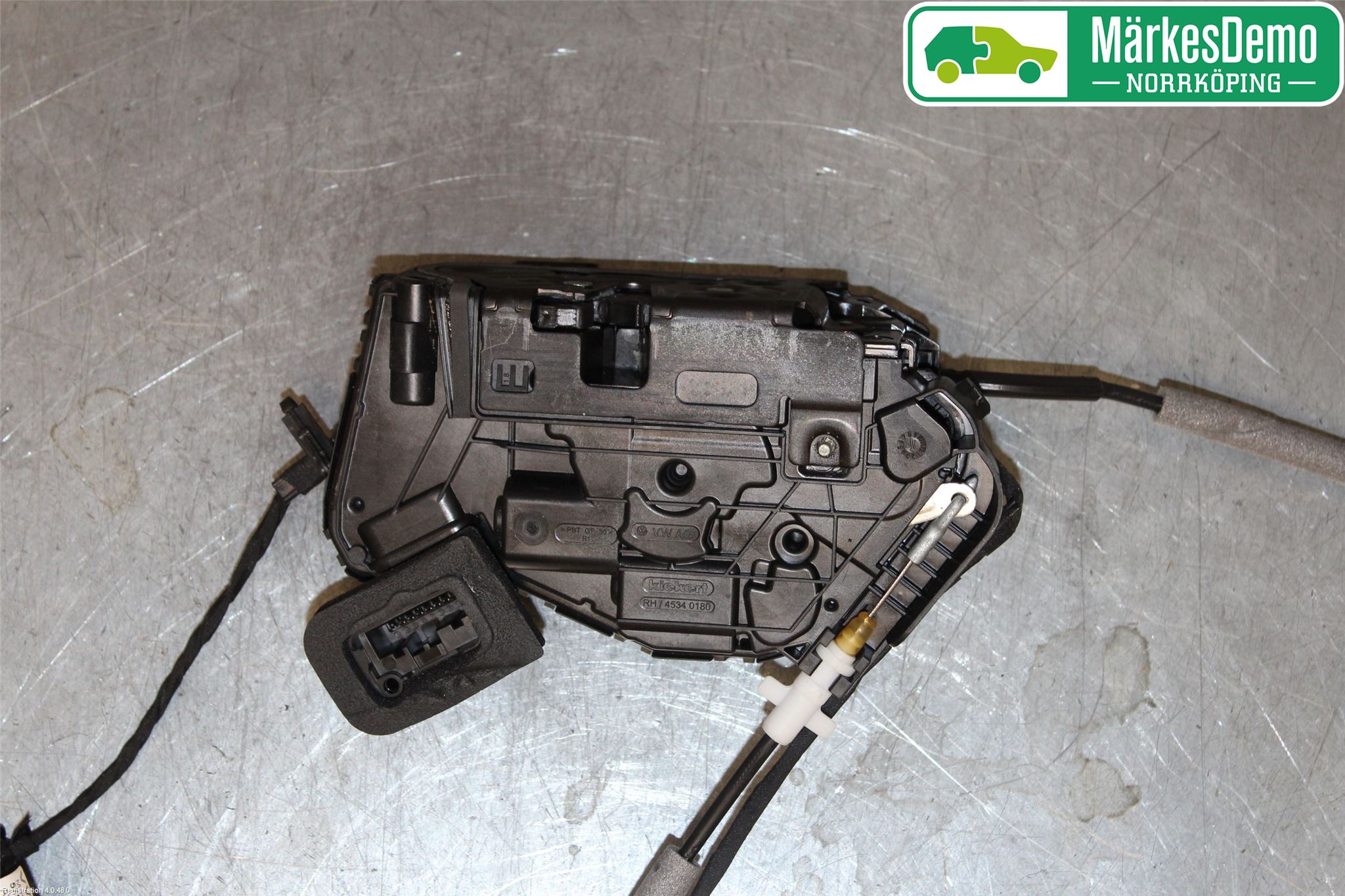 Seat ATECA 16->> Låskista-Dörrlås