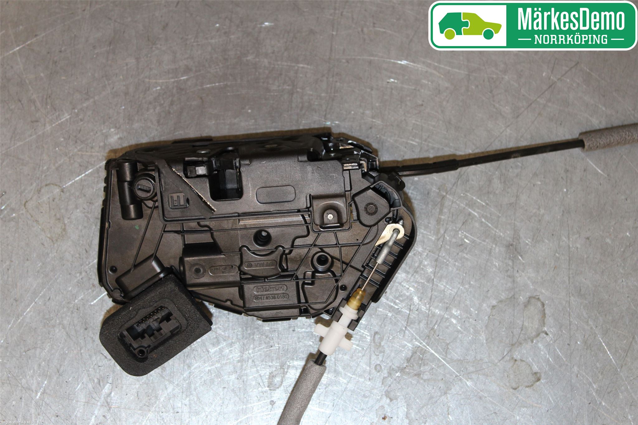 Seat ATECA 16->> Låskista-Dörrlås