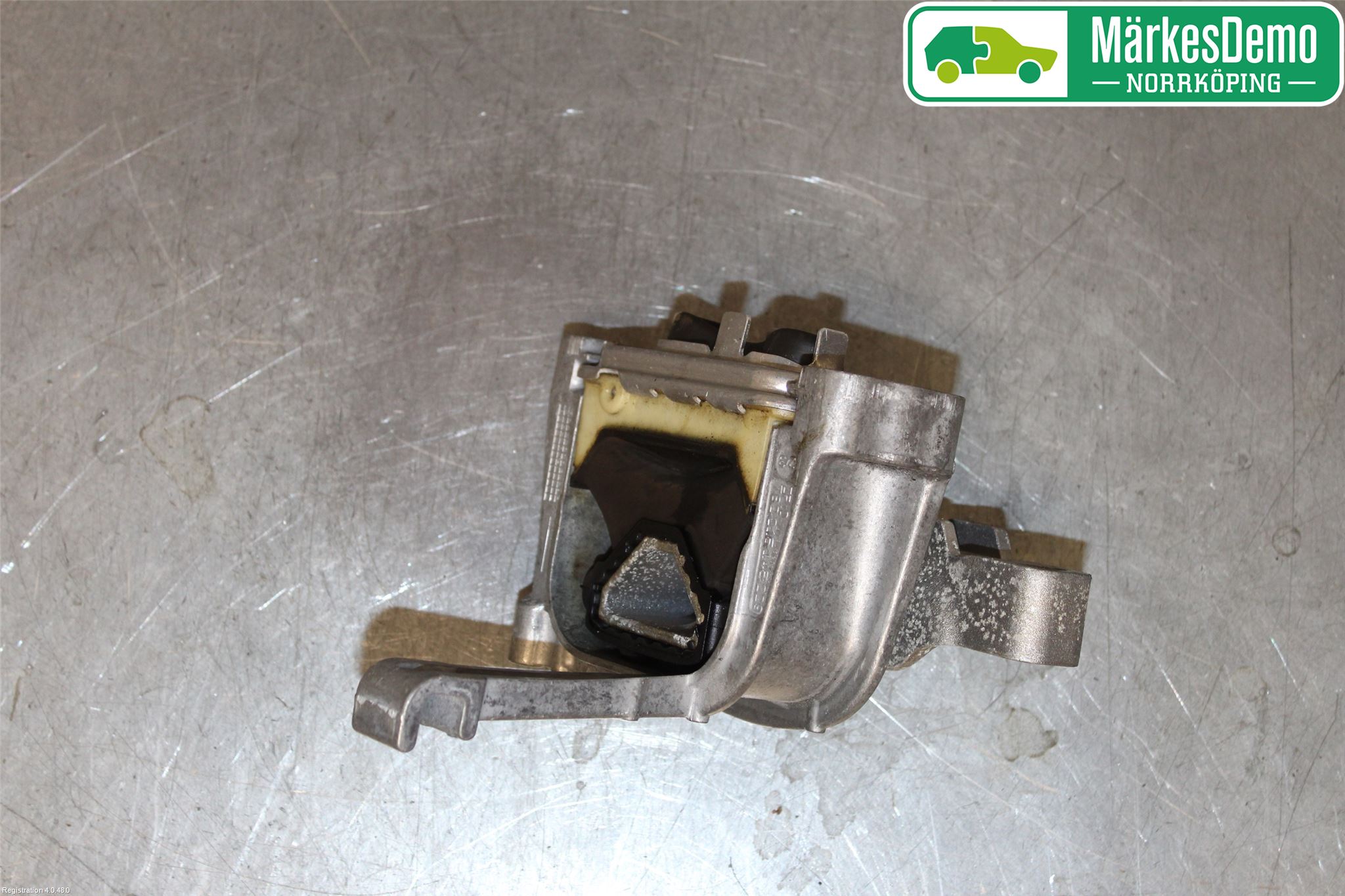 Volkswagen VW GOLF / E-GOLF VII 13-20 Motorkudde