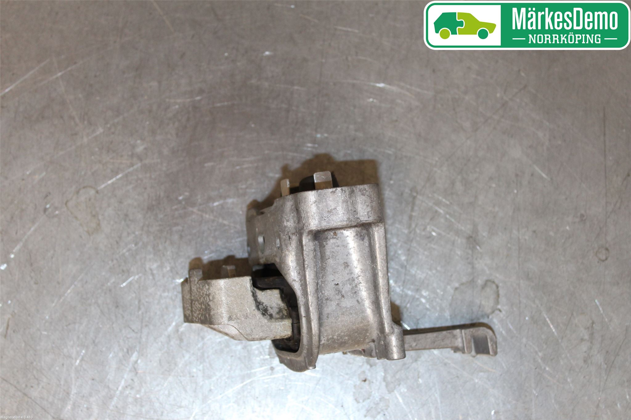 Volkswagen VW GOLF / E-GOLF VII 13-20 Motorkudde