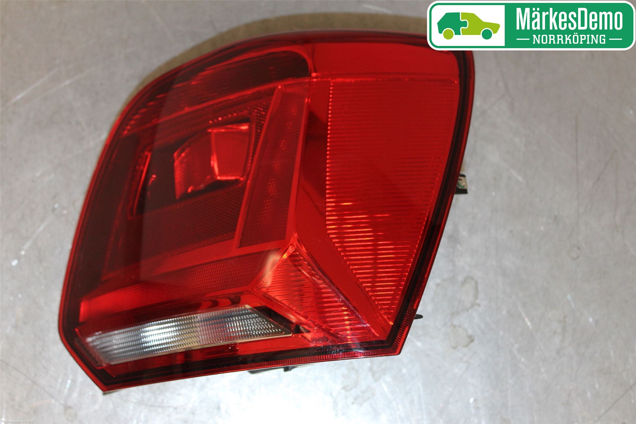 Volkswagen VW POLO 10-17 Bakljus Höger