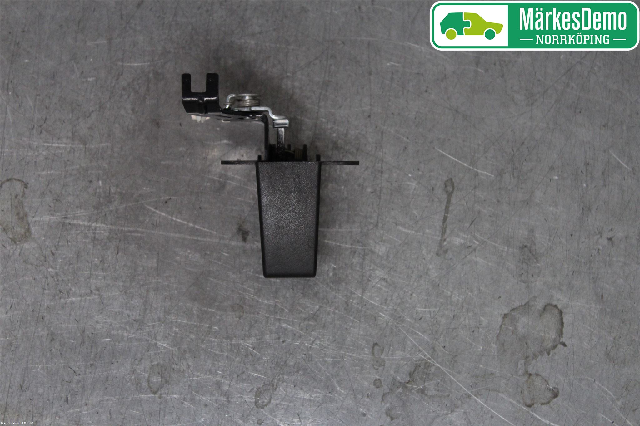 Volkswagen VW CADDY 11-15 Låskista Baklucka