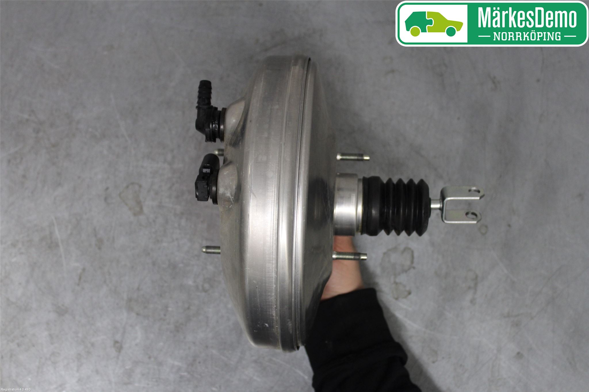 BMW X1 F48 15-22 Bromsservo