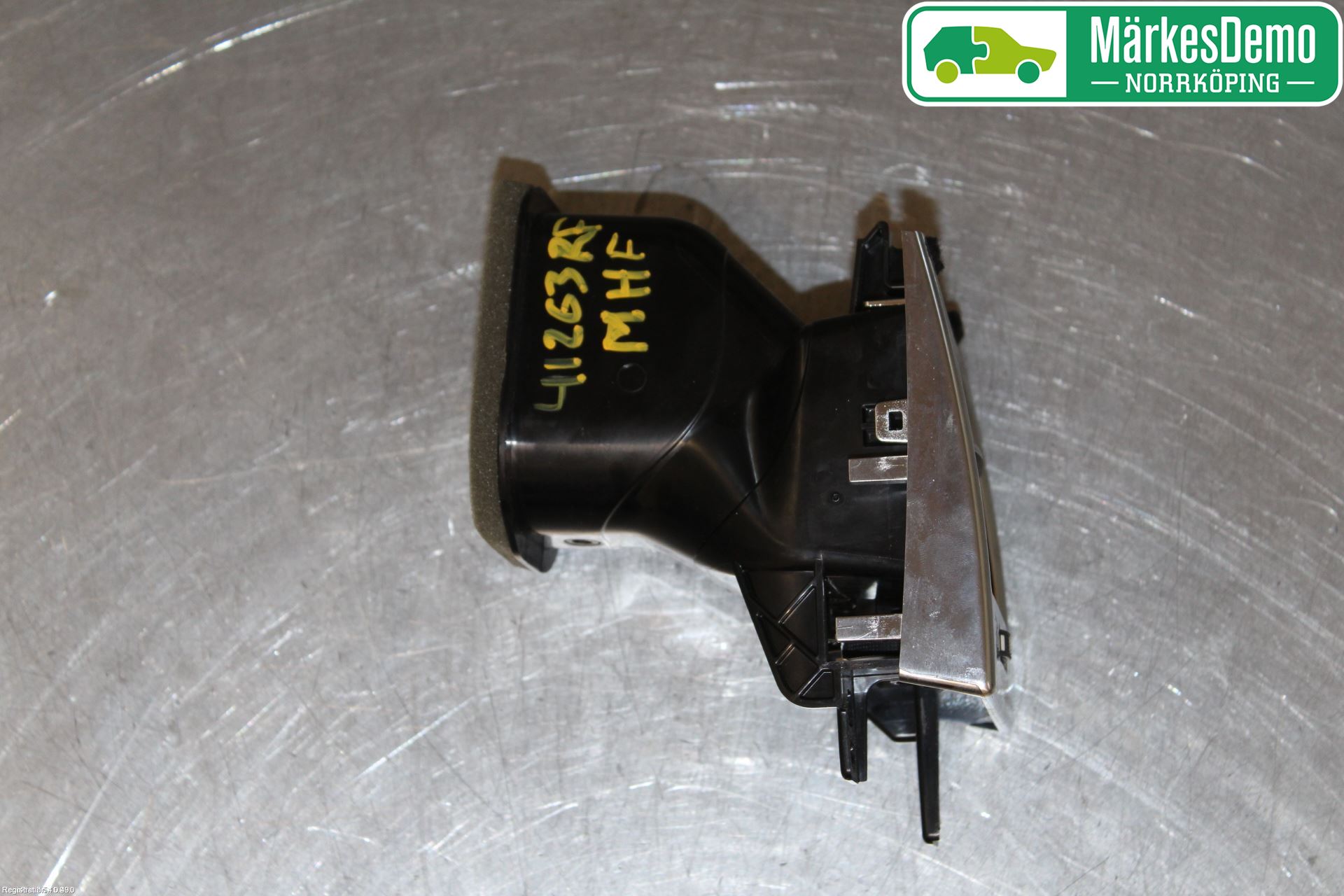Landrover RANGE ROVER SPORT (L320) 10-13 Defrosterkanal-Munstycke