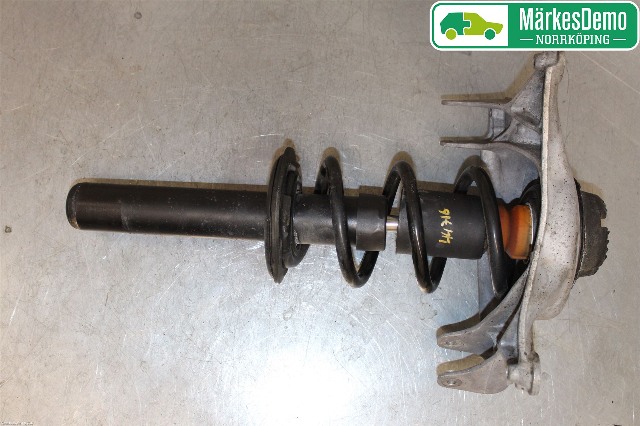 Audi A5 07-16 Fjäderben Fram Höger