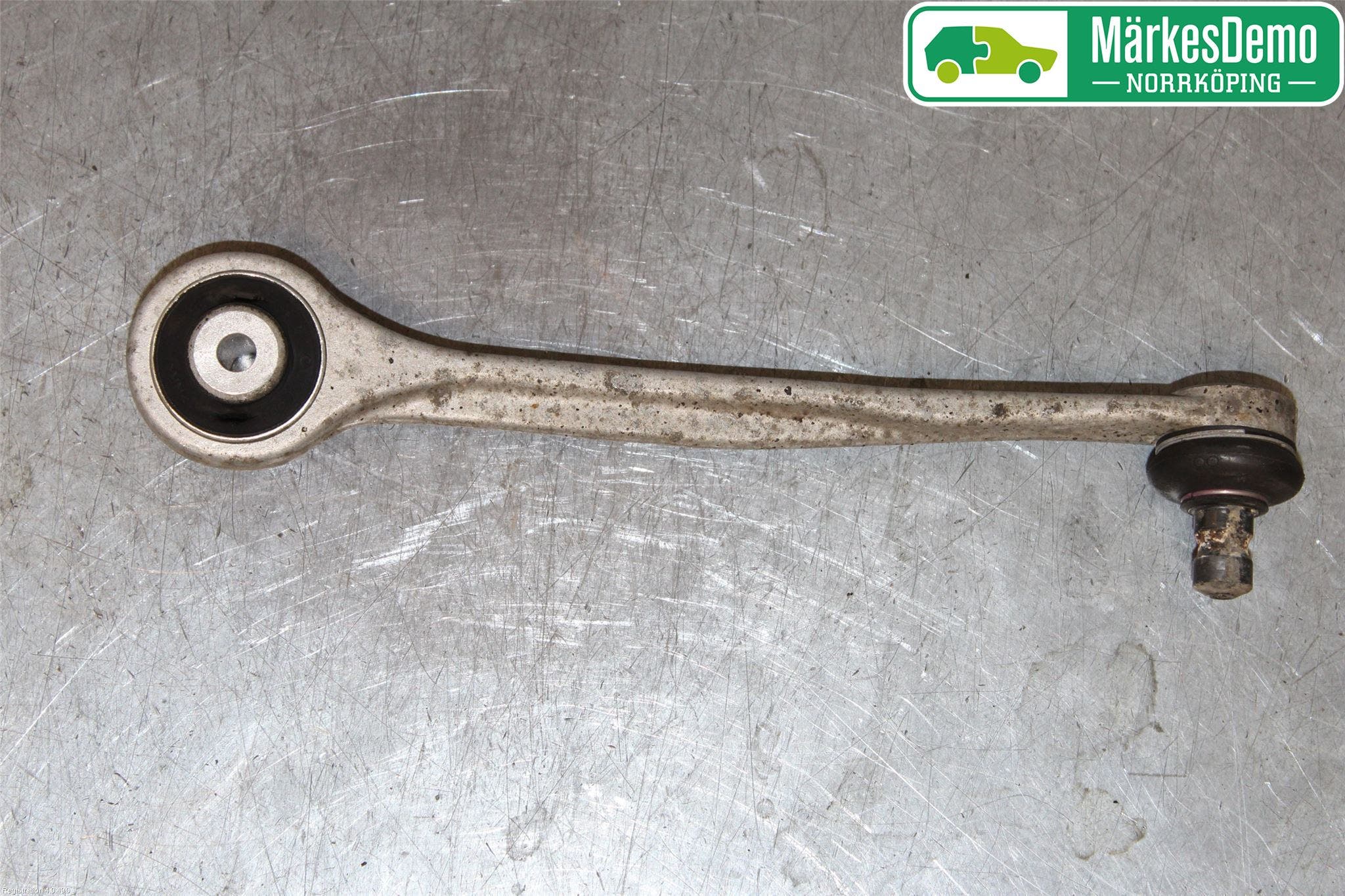 Audi A5 07-16 Bärarm Fram Övre Hö