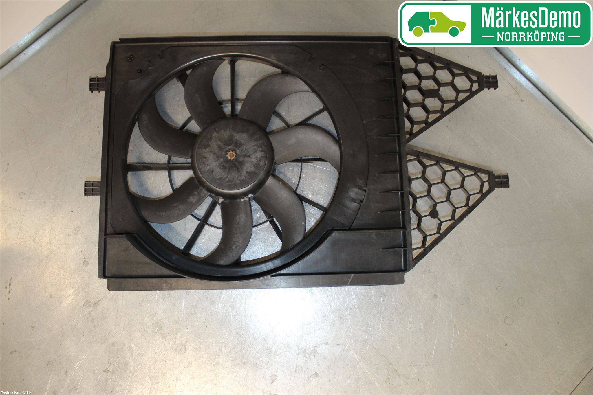 Volkswagen VW POLO 10-17 Kylfläkt El