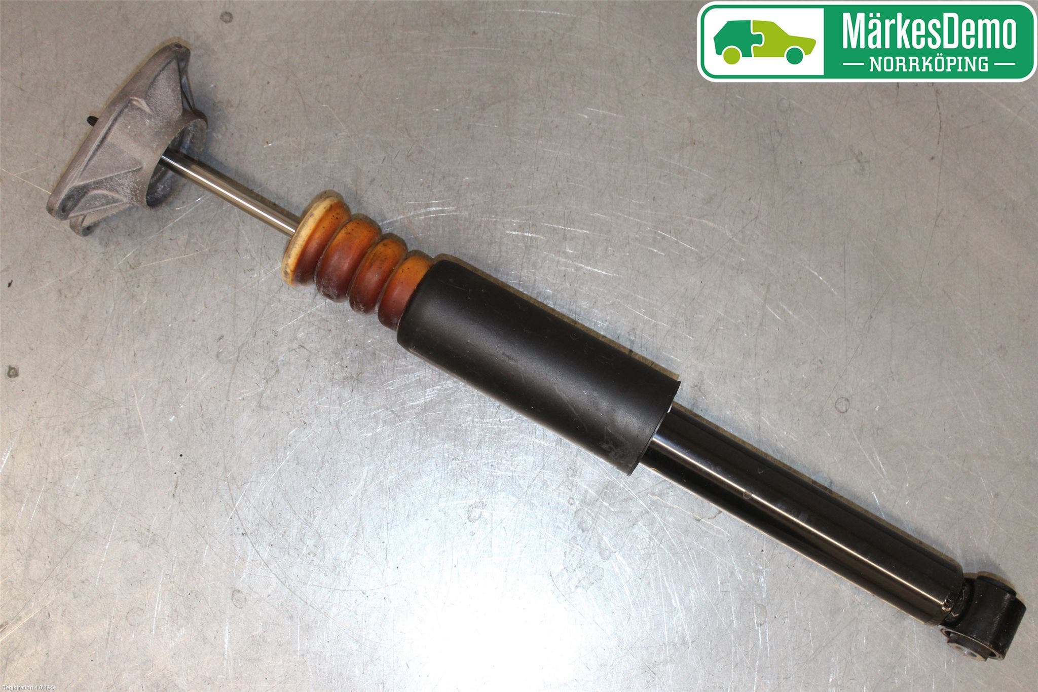 BMW X1 F48 15-22 Stötdämpare Bak