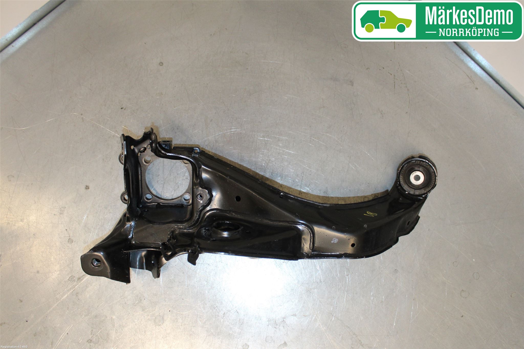 BMW X1 F48 15-22 Bärarm Bak Vänster