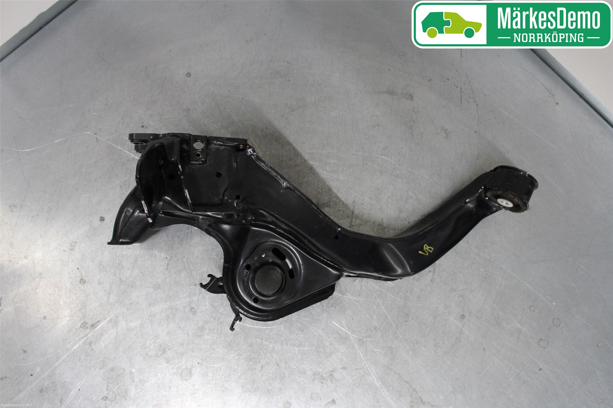 BMW X1 F48 15-22 Bärarm Bak Vänster