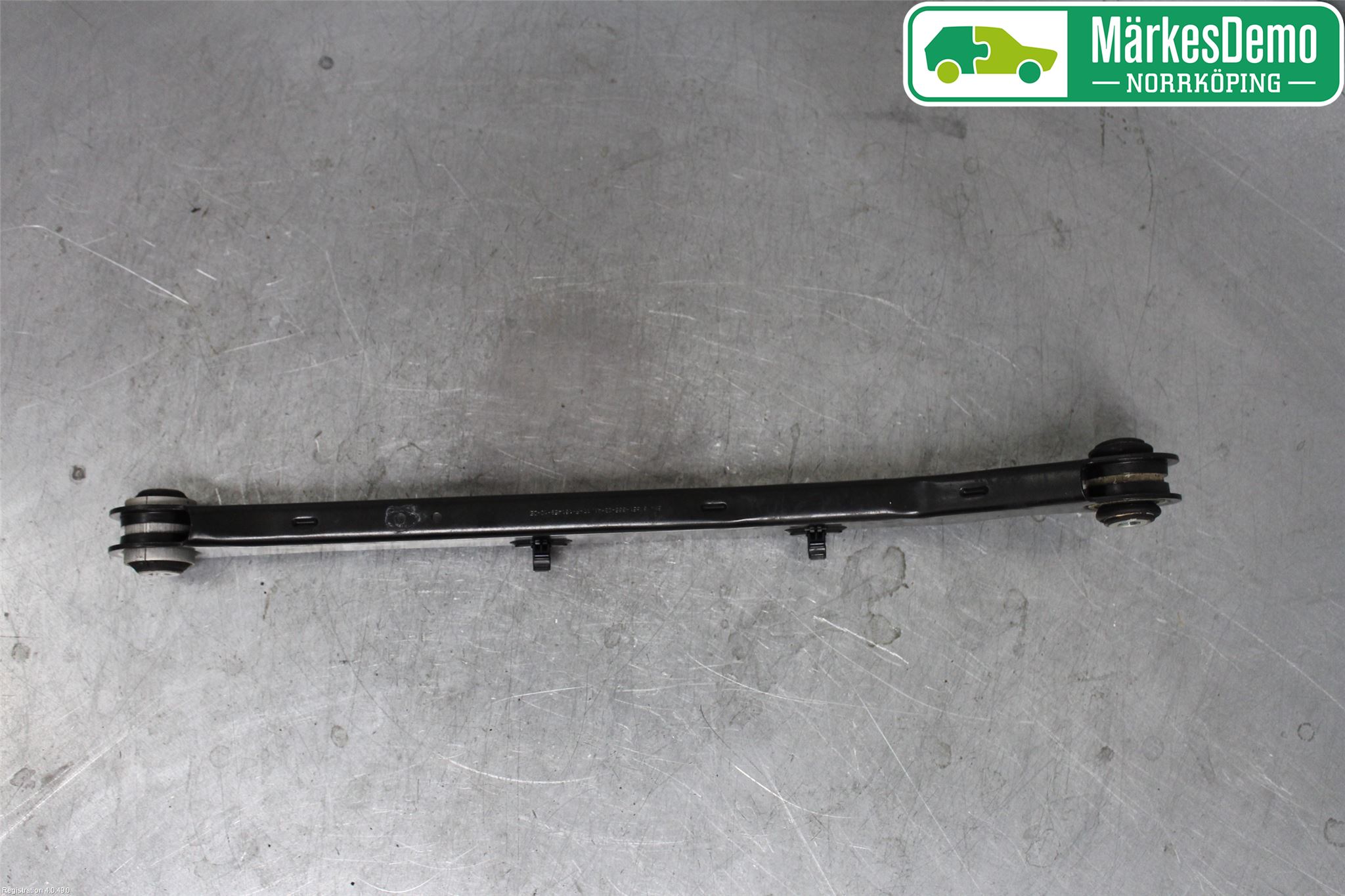 BMW X1 F48 15-22 Bärarm Bak Övre Höger