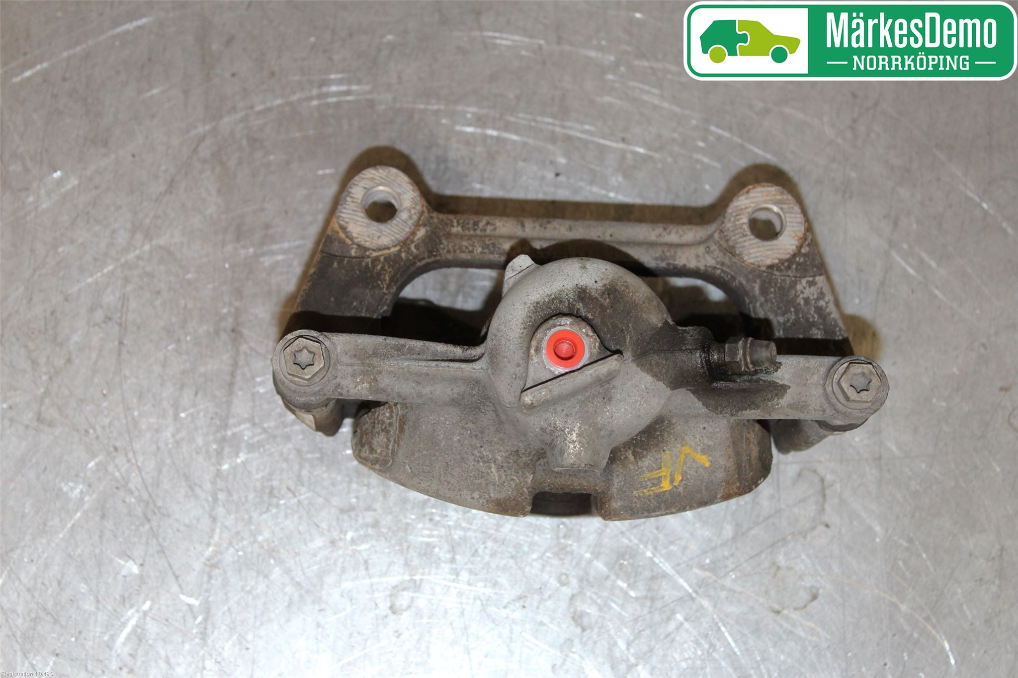 Volkswagen VW CADDY 16-20 Bromsok Fram Vänster