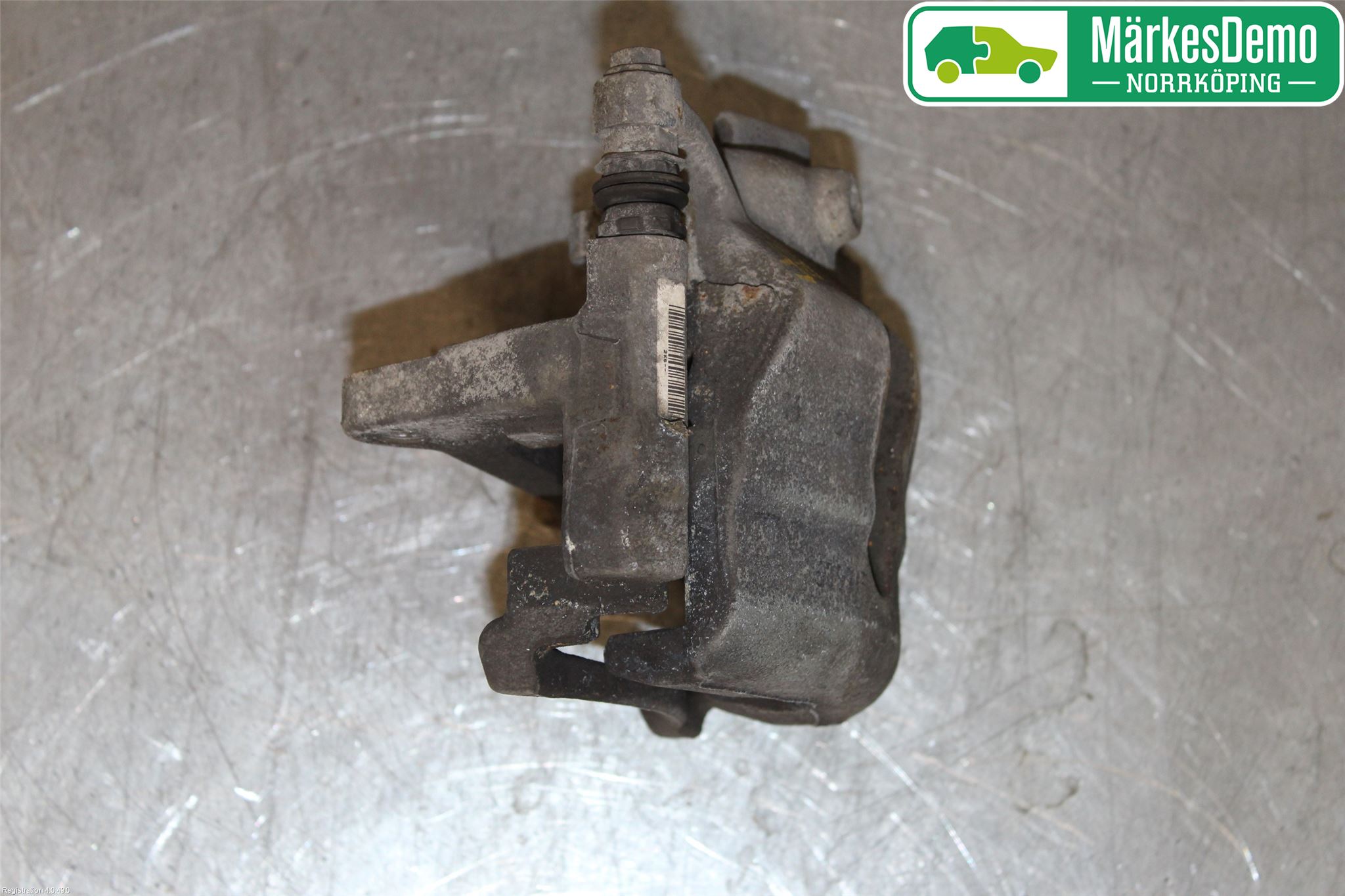 Volkswagen VW CADDY 16-20 Bromsok Fram Höger