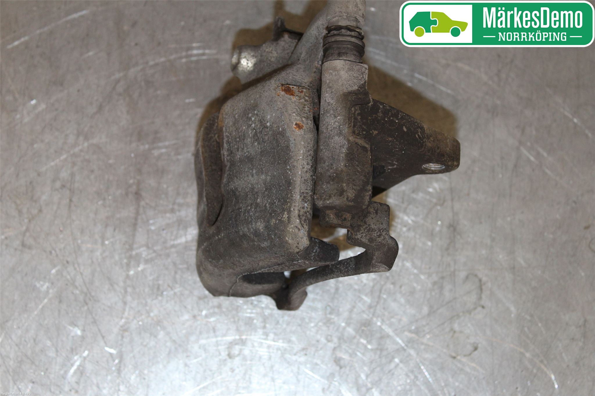 Volkswagen VW CADDY 16-20 Bromsok Fram Höger