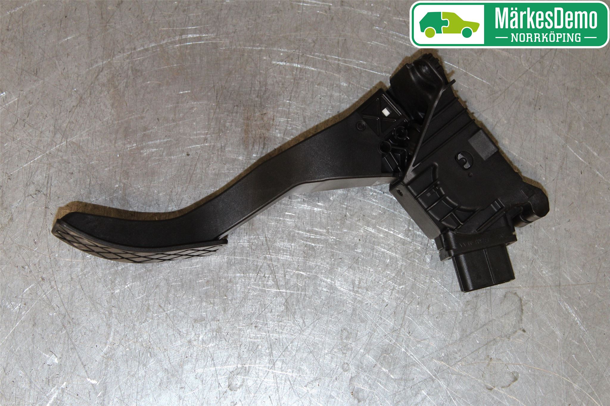 Volkswagen VW PASSAT 15-19 Gaspedal