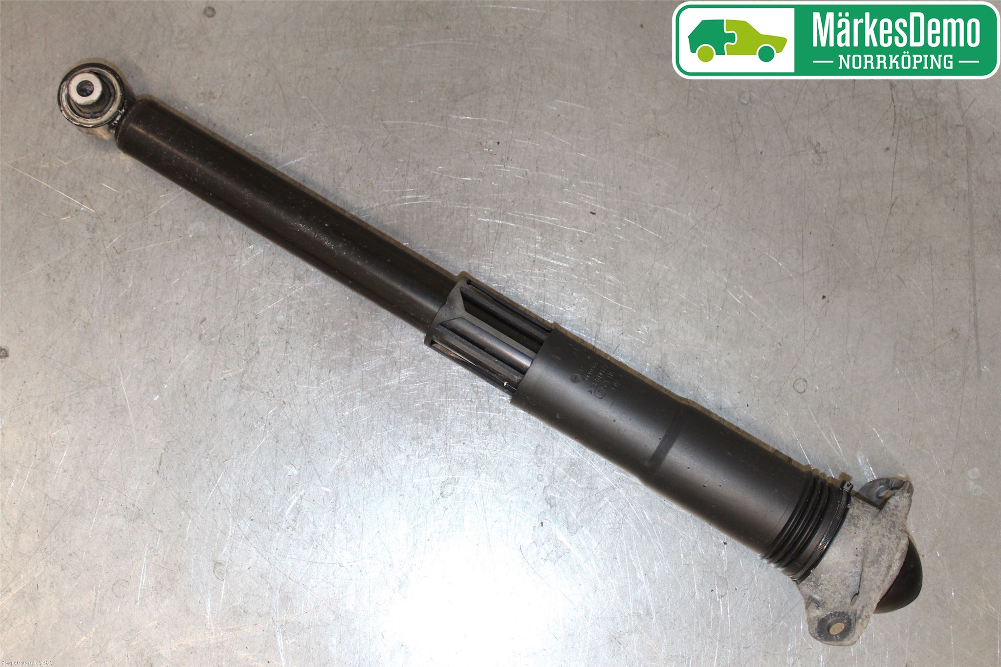 Volkswagen VW GOLF / E-GOLF VII 13-20 Stötdämpare Bak