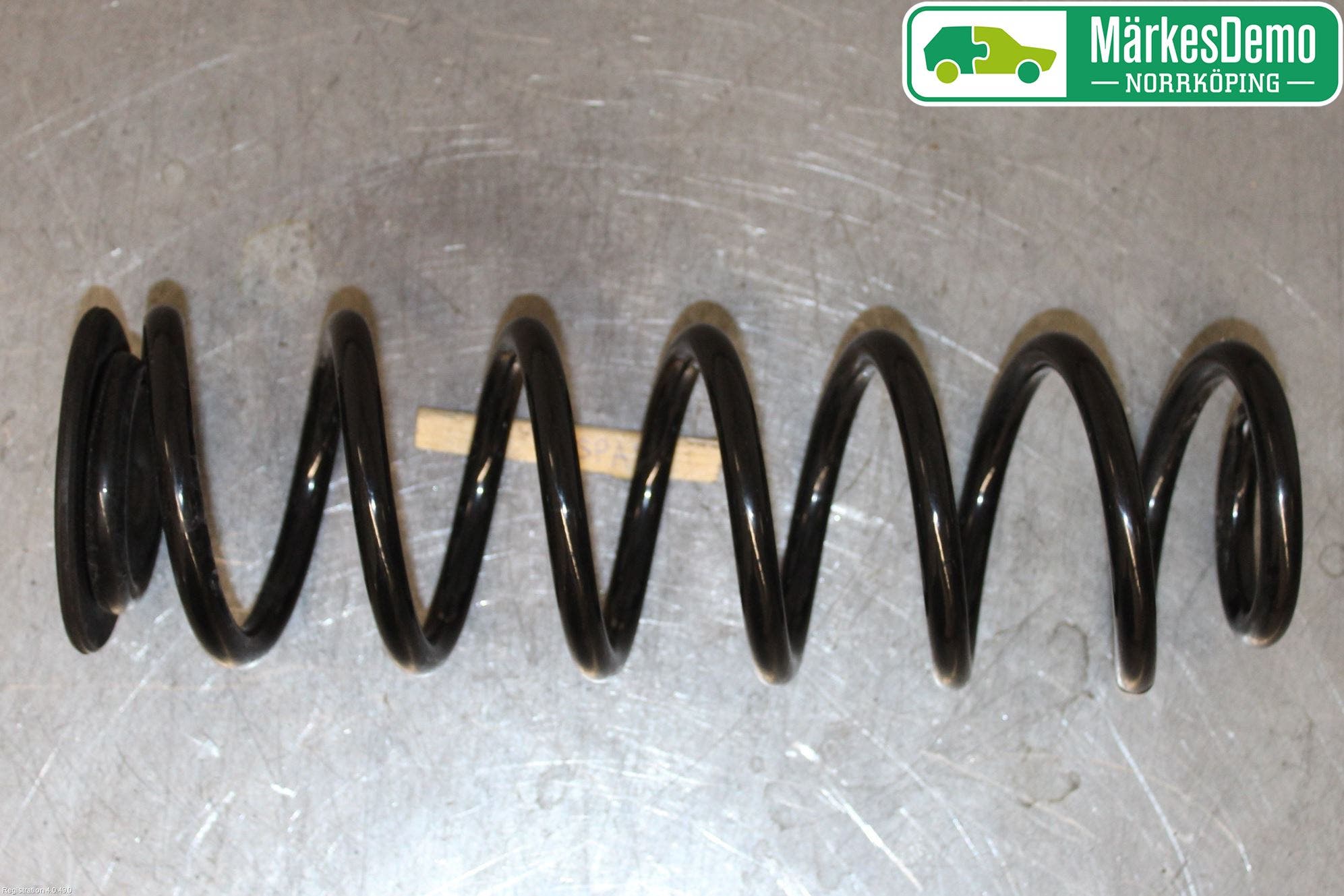 Volkswagen VW PASSAT 15-19 Fjäder Bak