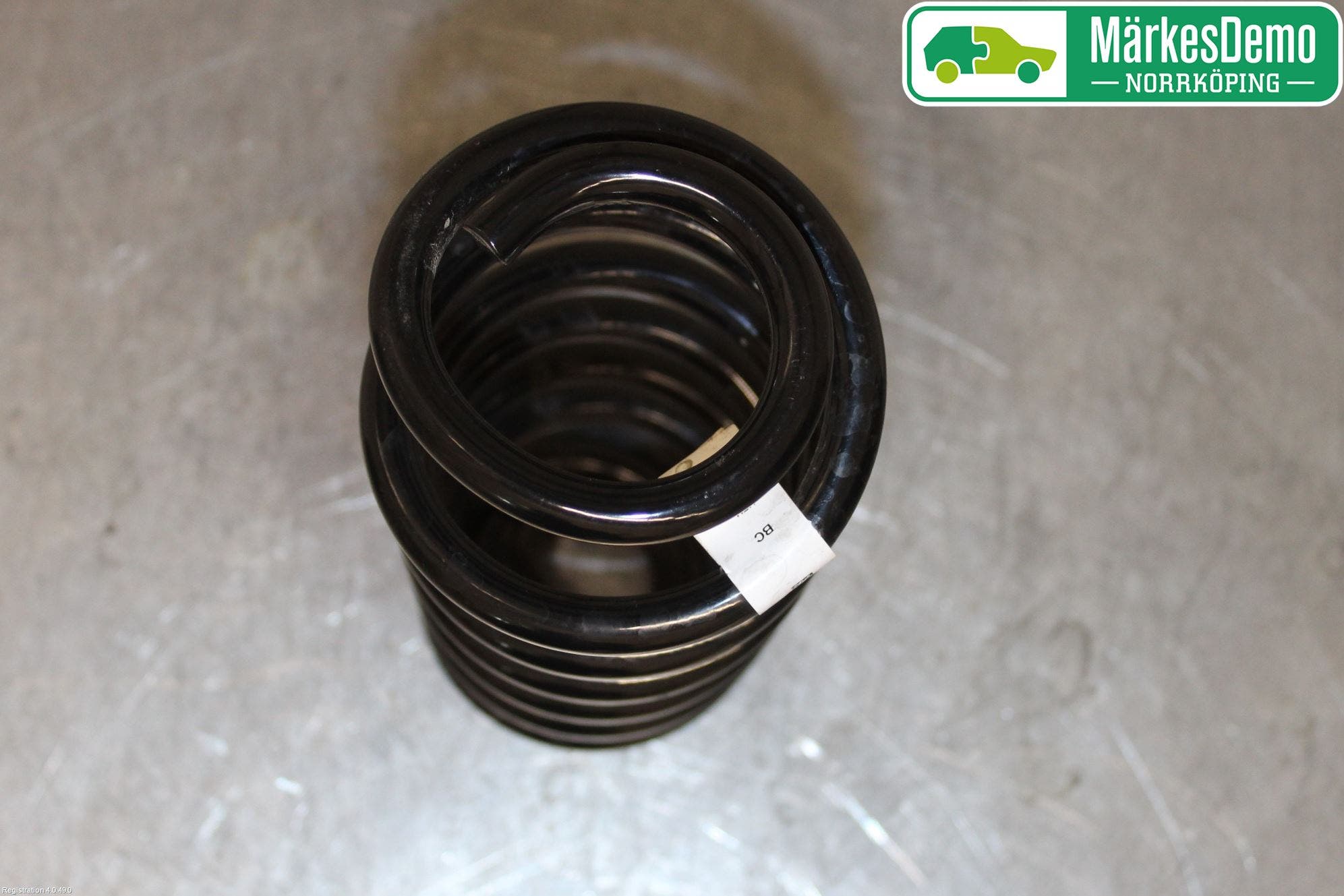 Volkswagen VW PASSAT 15-19 Fjäder Bak