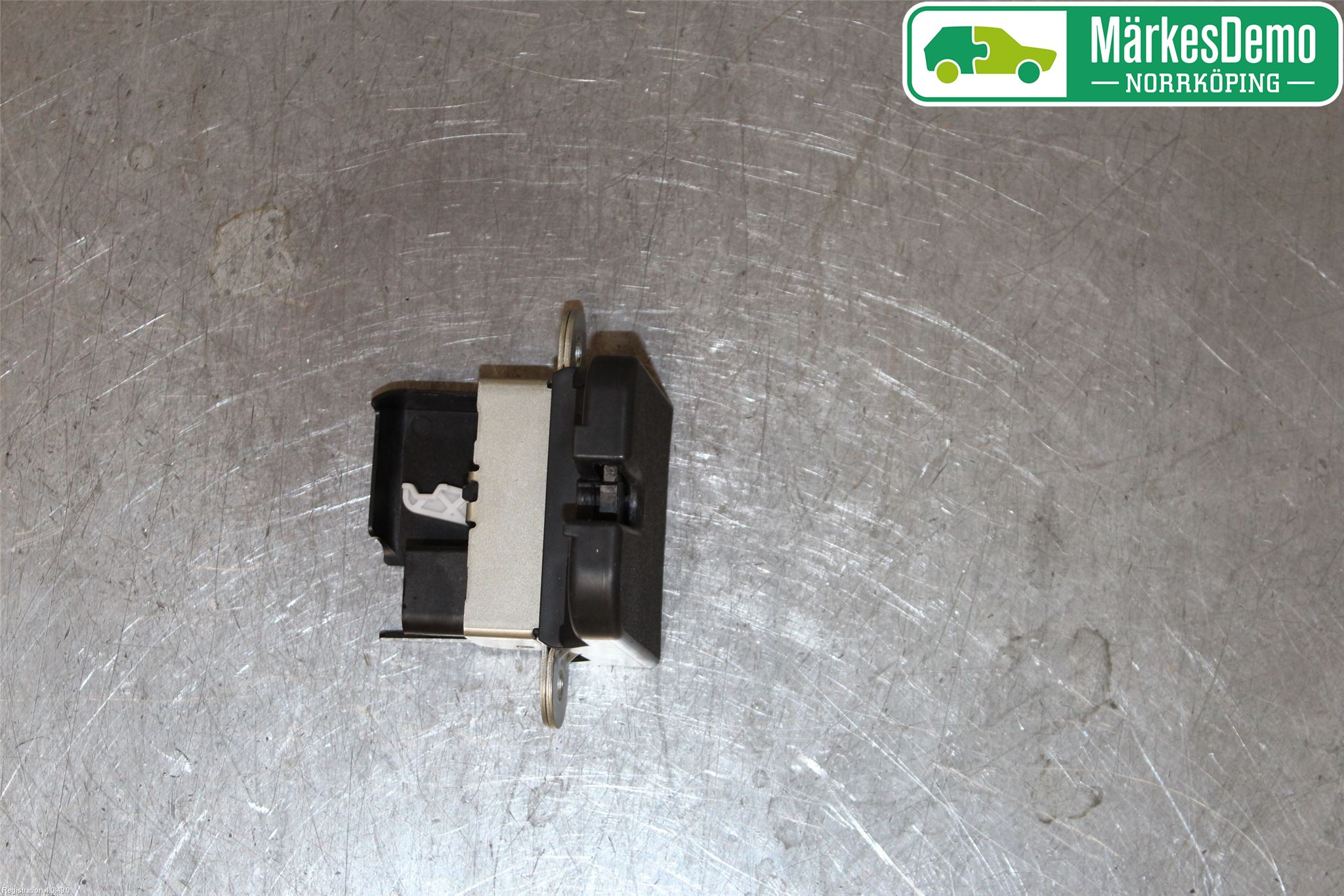 Volkswagen VW UP! / E-UP! Låskista Baklucka