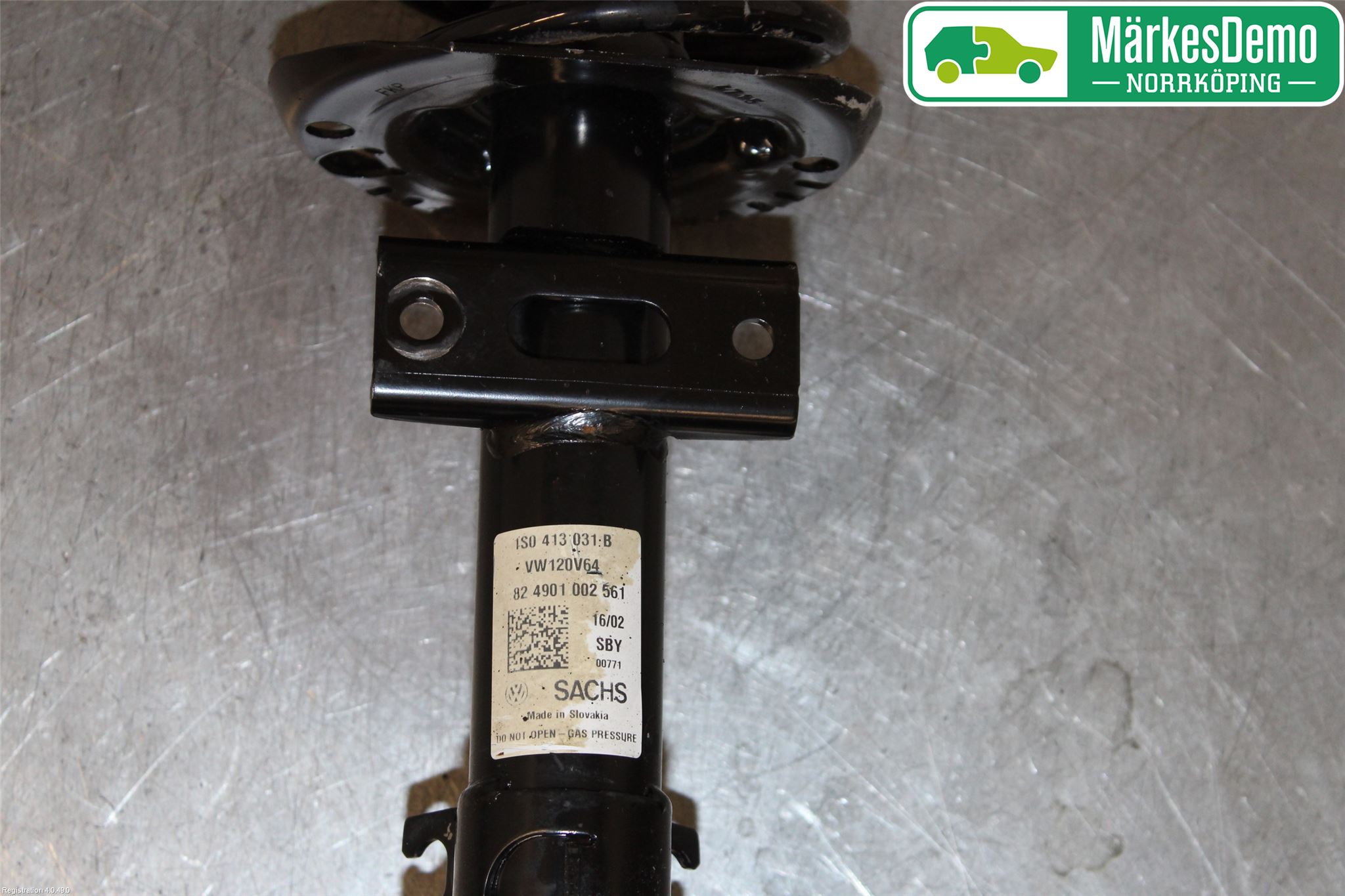 Volkswagen VW UP! / E-UP! Fjäderben Fram Höger